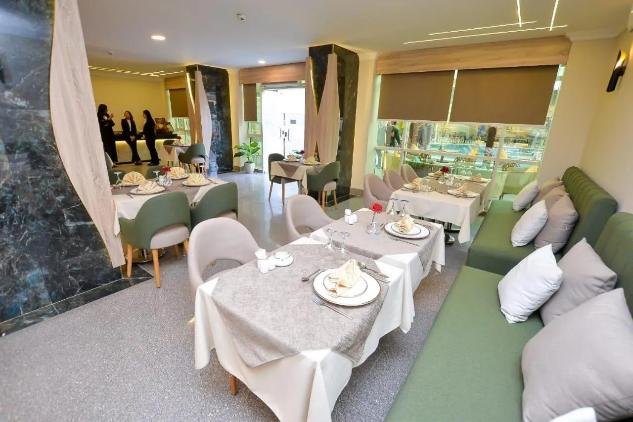 Paradise Home City Stars