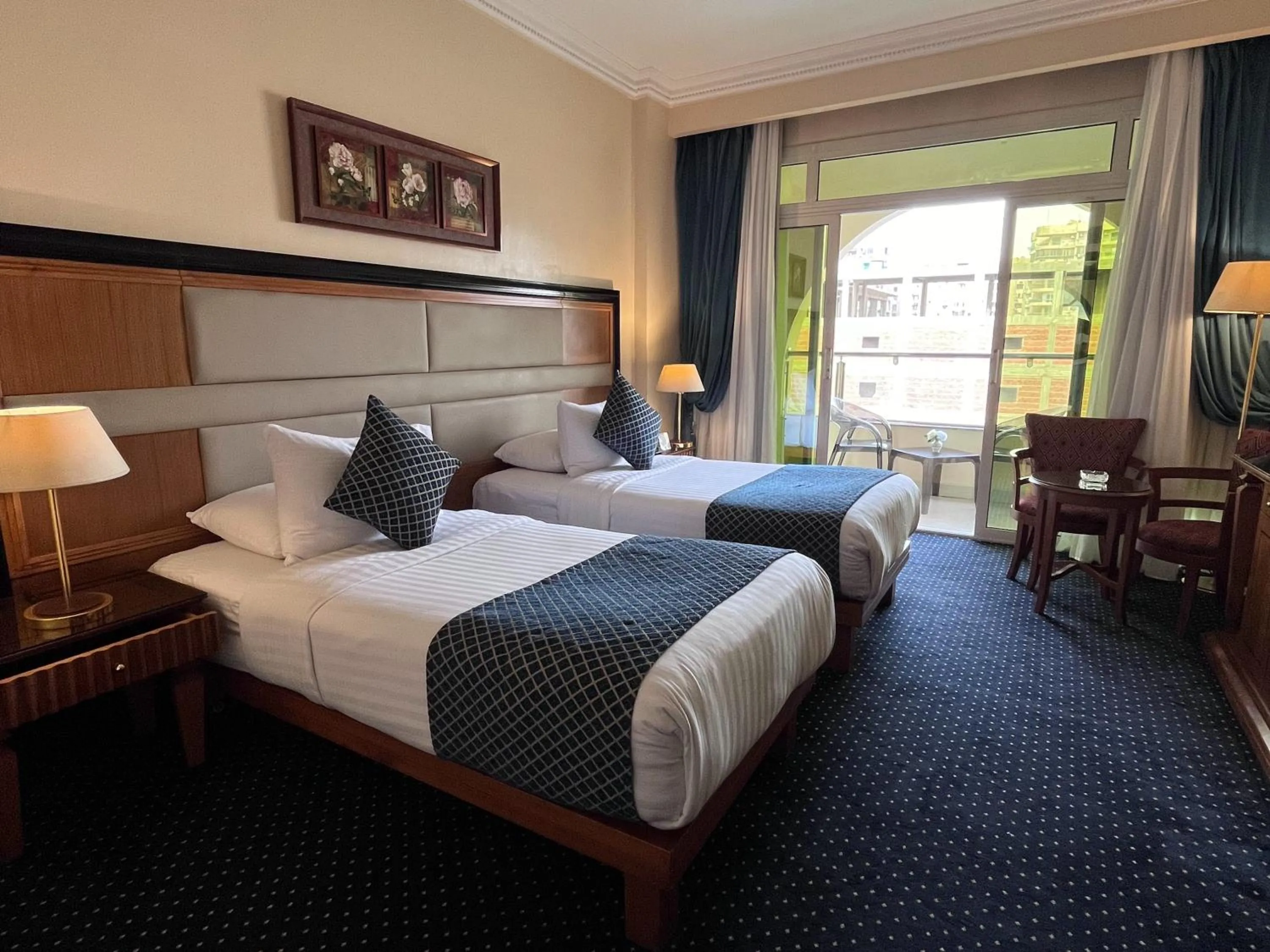 Bed in Paradise Home City Stars