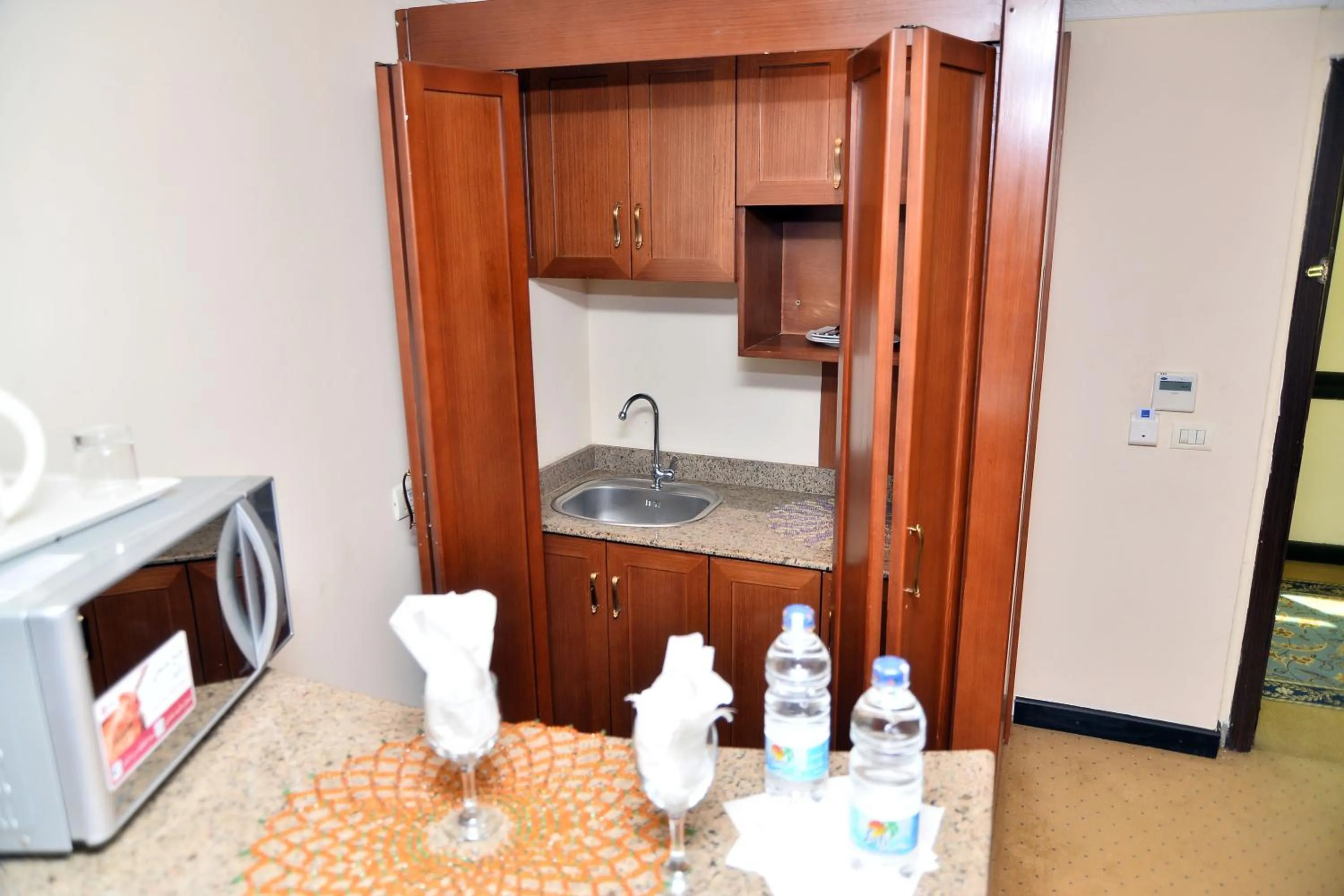 Paradise Home City Stars