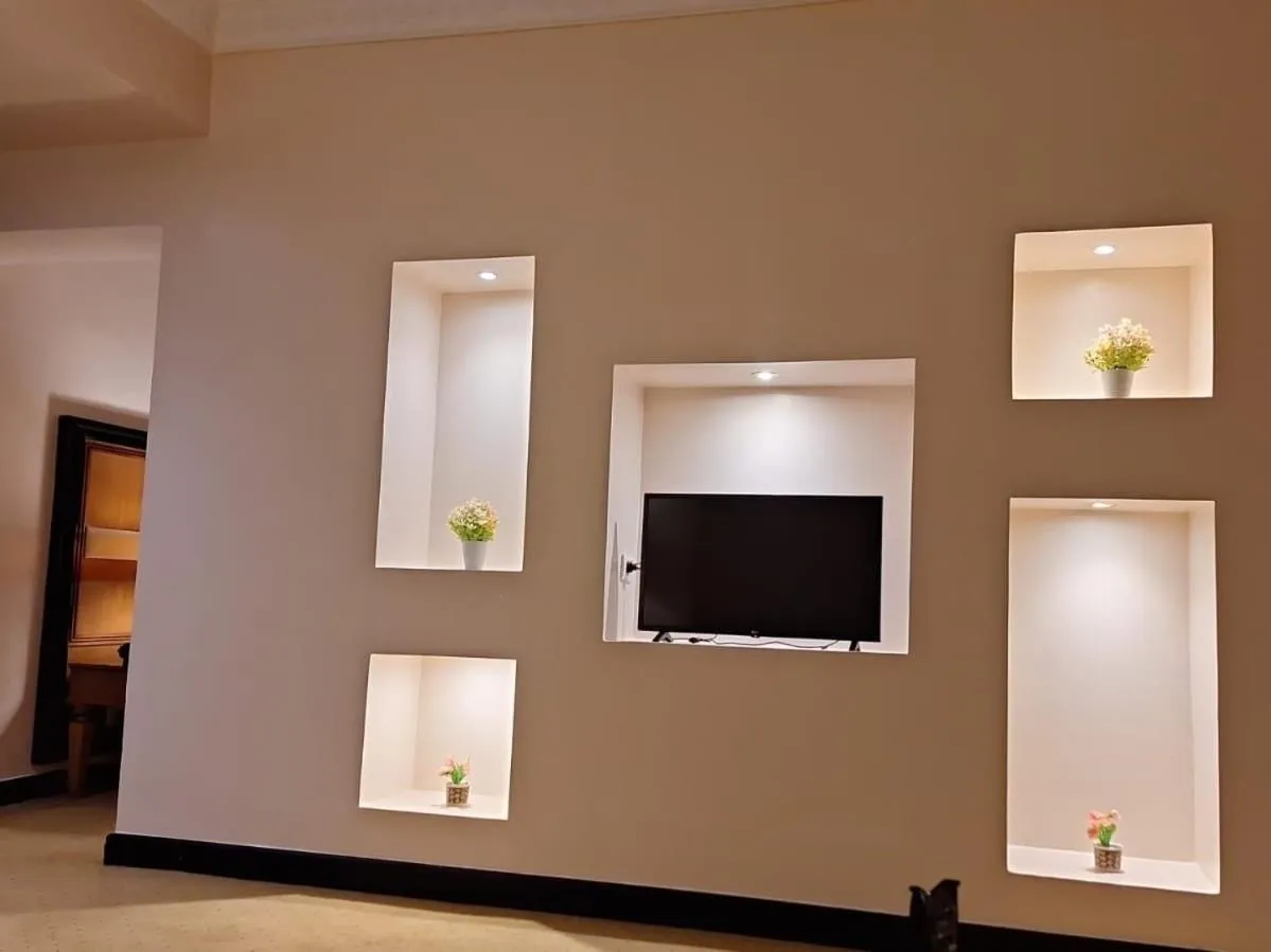 Paradise Home City Stars