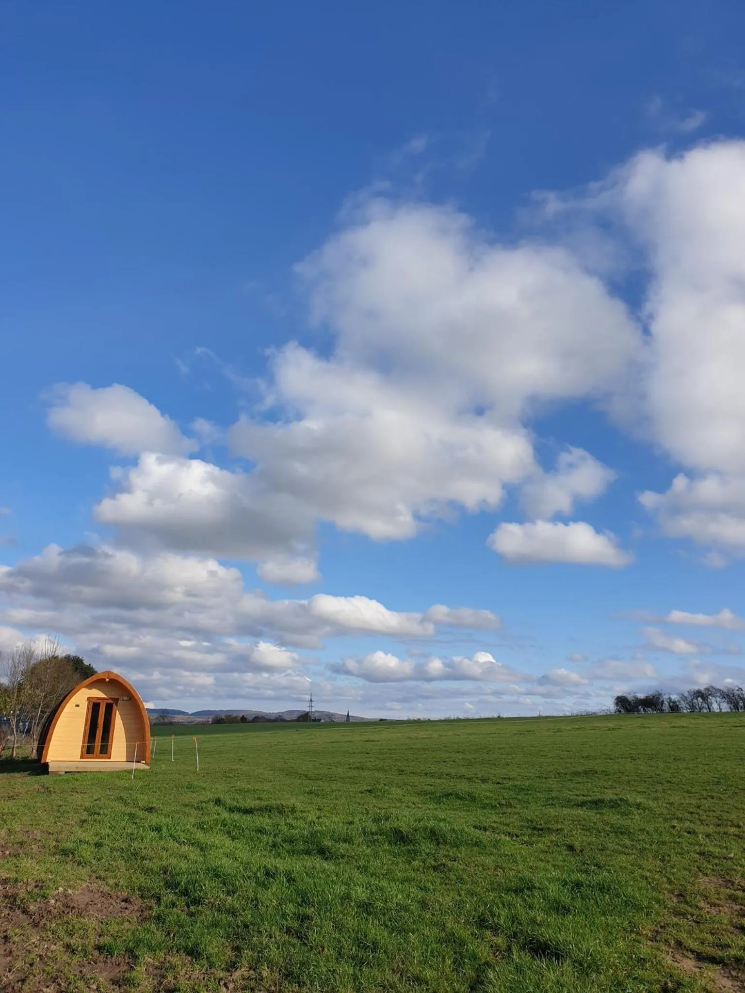 Natural landscape in B&B La ferme du Château de Broich