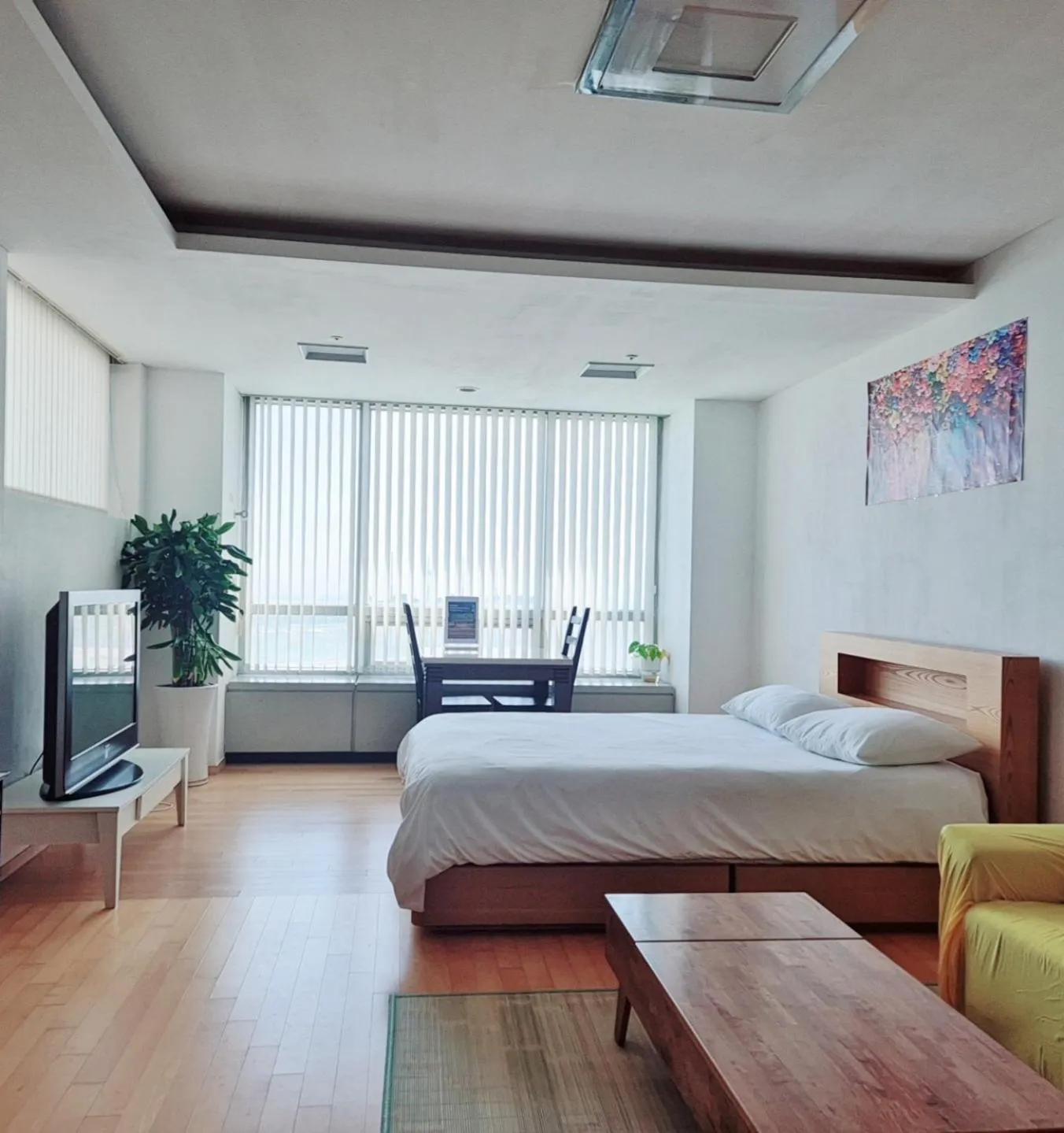 One-Bedroom Apartment in Cozy - Experience Home like Comfort Studio