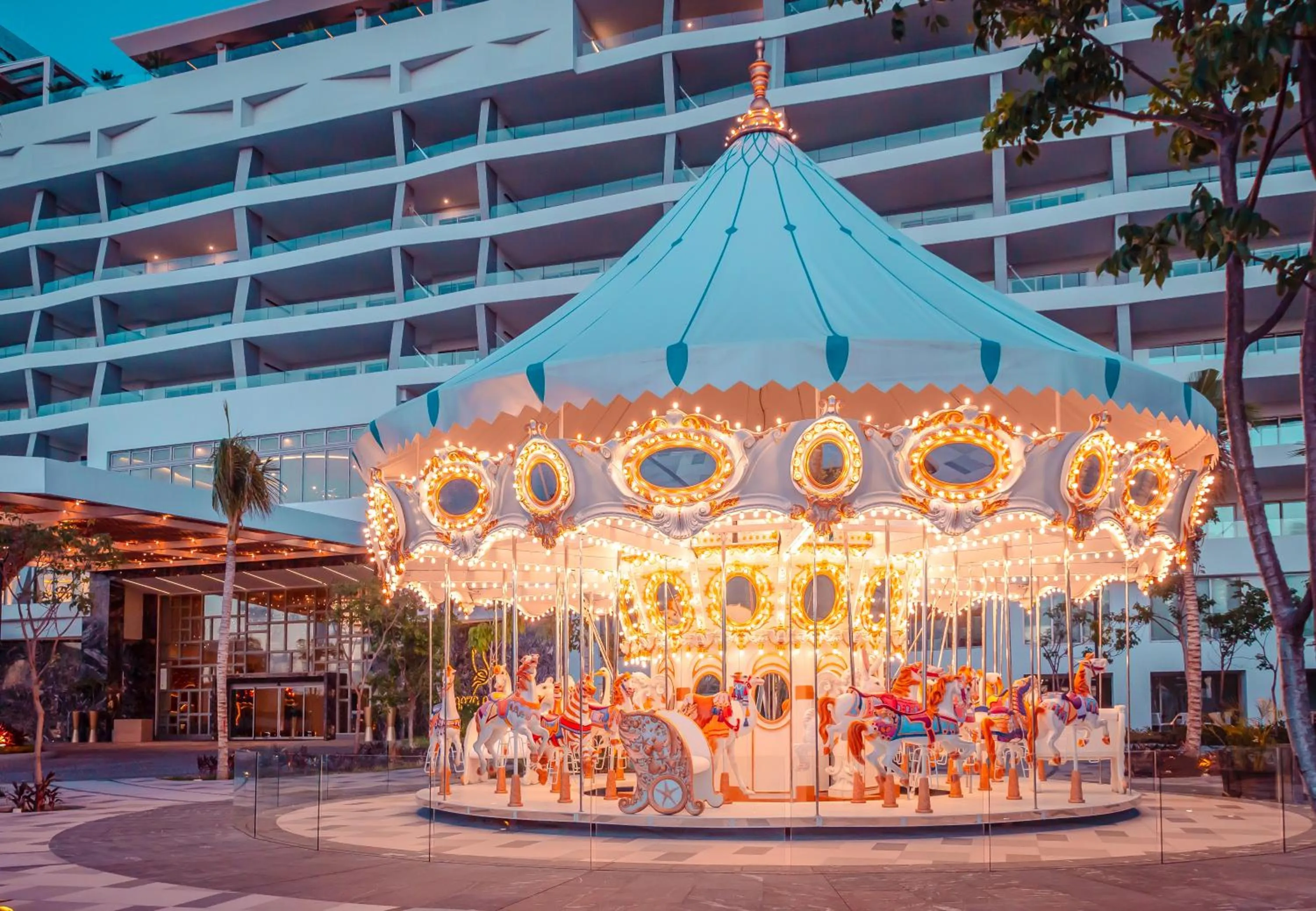 Property building in Garza Blanca Resort & Spa Cancun