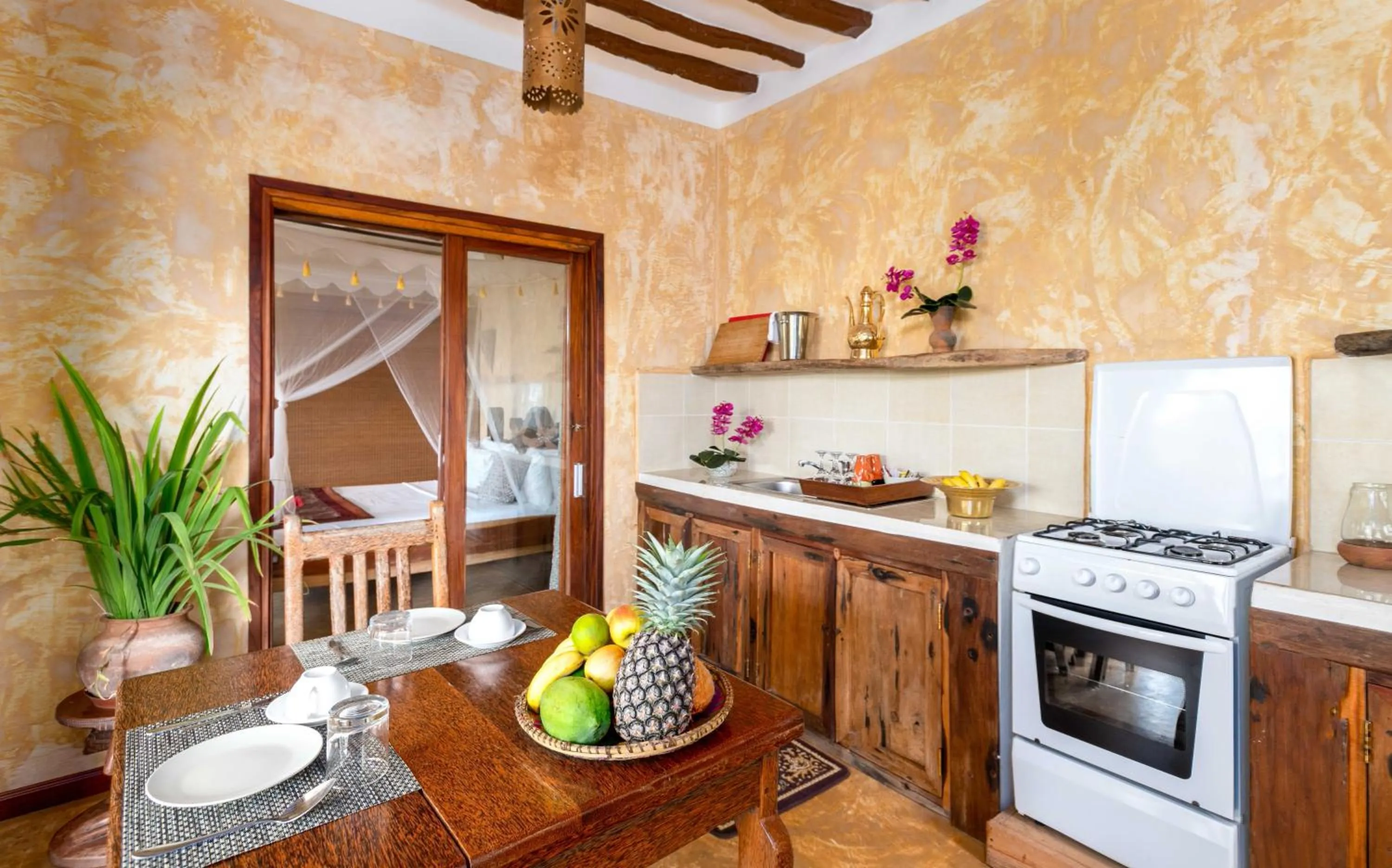 Kitchen or kitchenette in Kibanda Natural Kendwa Villa