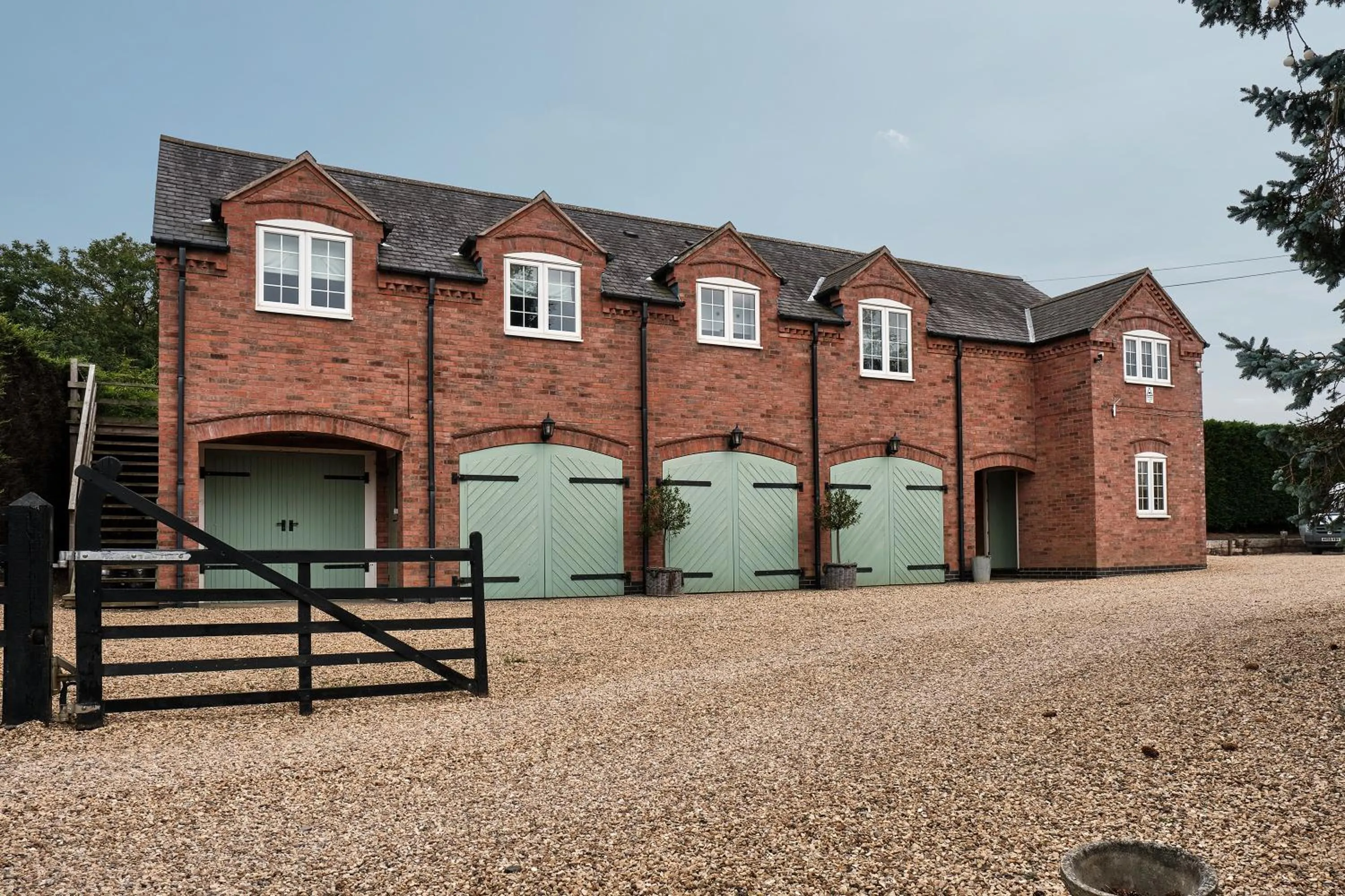 Property building in Bridge House Barn