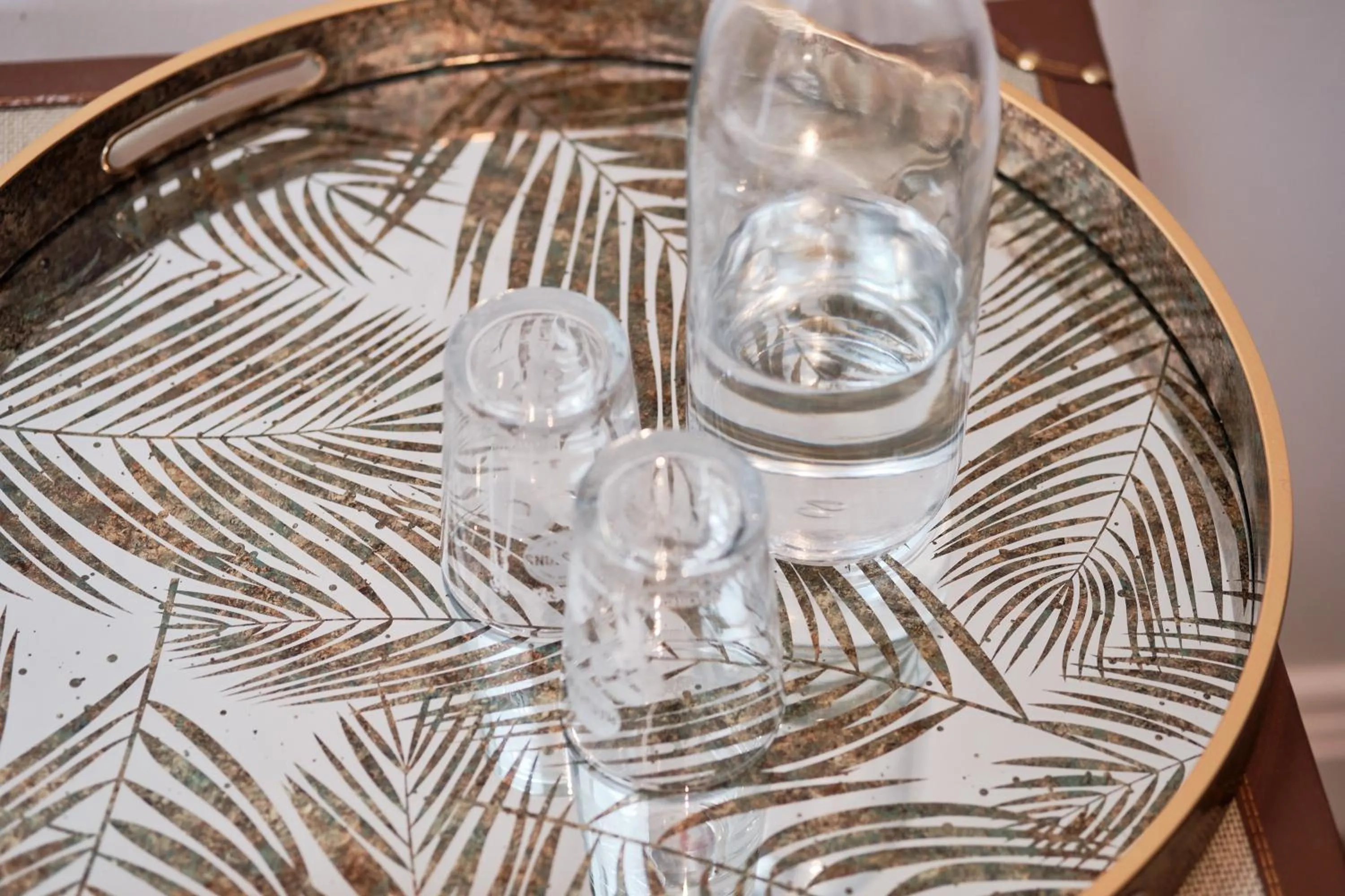 Drinks in Bridge House Barn