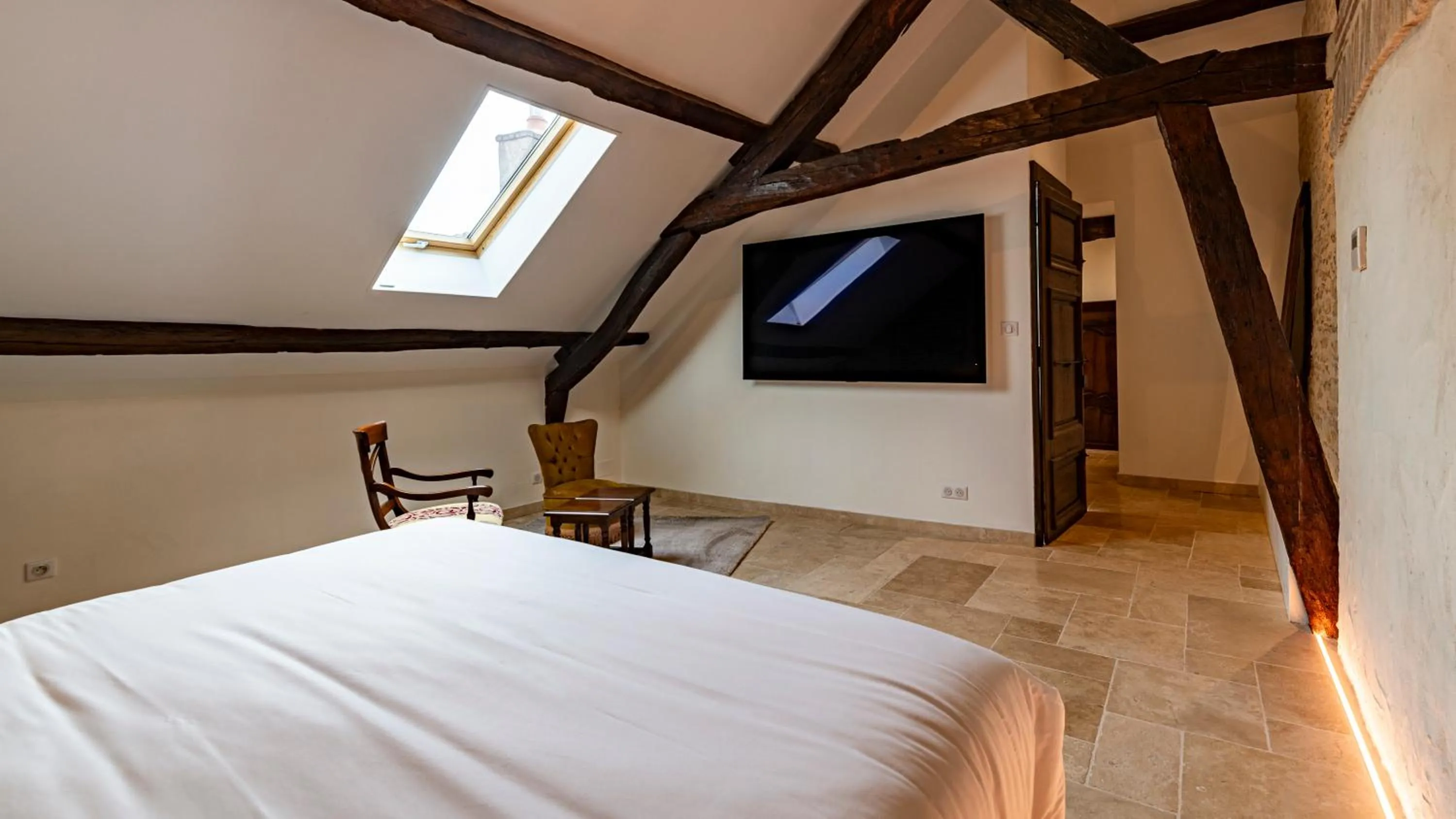 Bedroom, Bed in Les Remparts Hôtels et Demeures Historiques