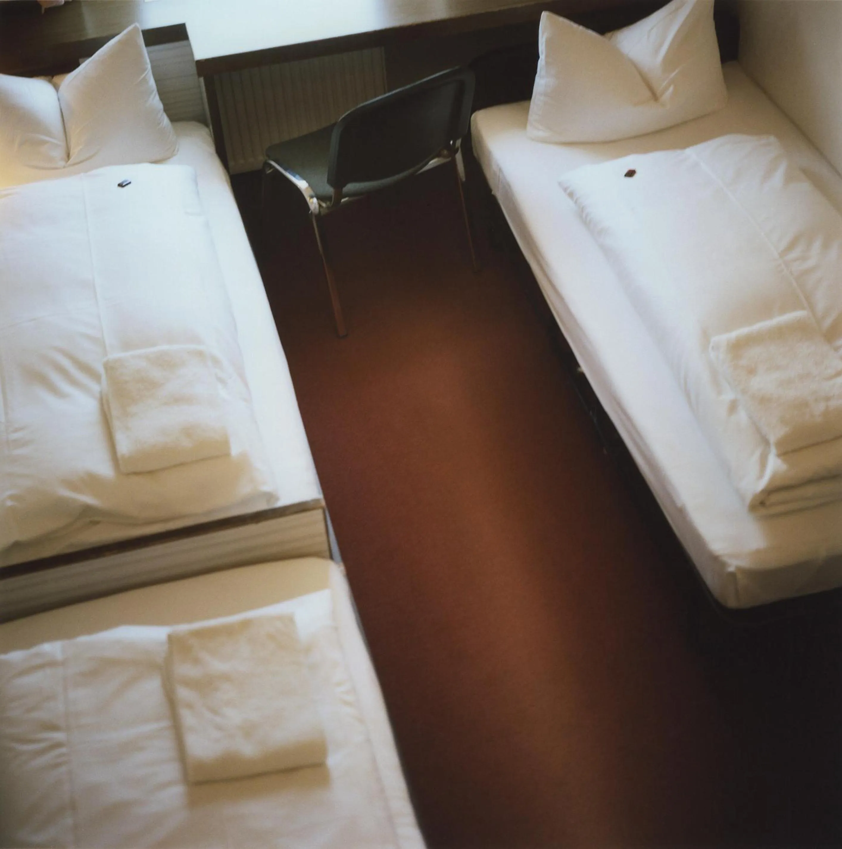 Photo of the whole room, Bed in Hotel Jedermann