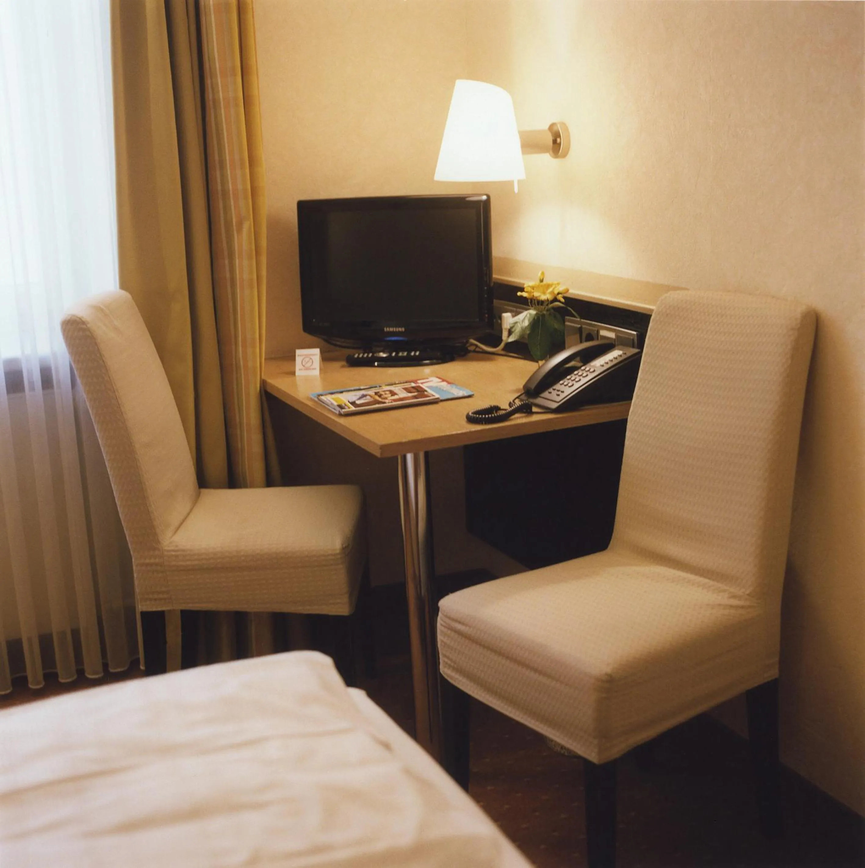 Decorative detail, Bed in Hotel Jedermann