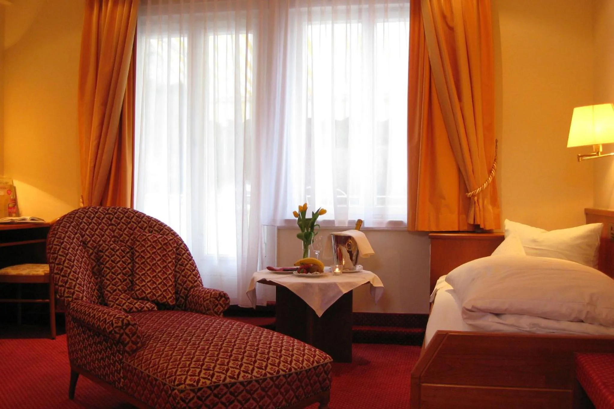 Photo of the whole room, Bed in Romantik Hotel zur Sonne