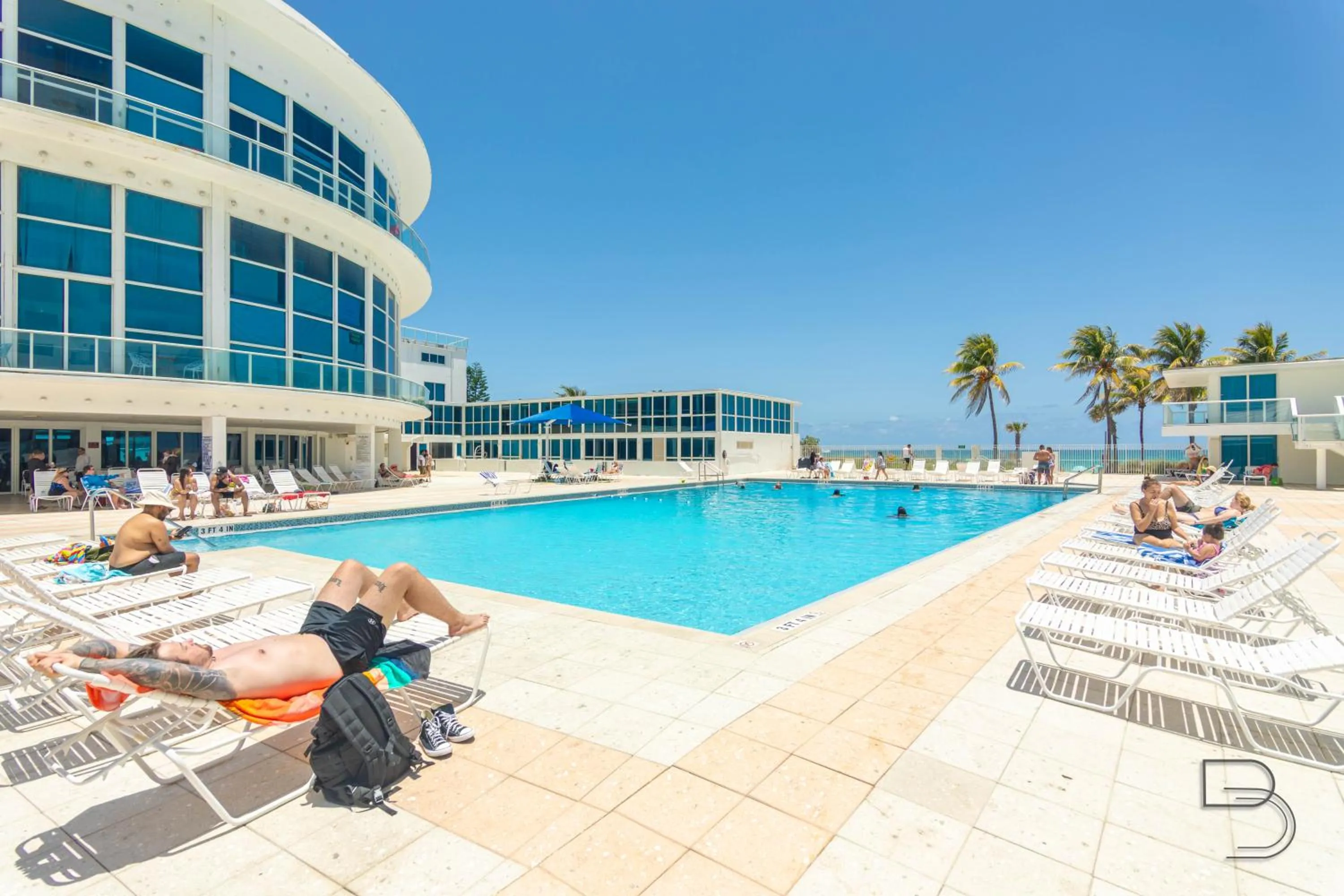 Property building in Girasole Suites