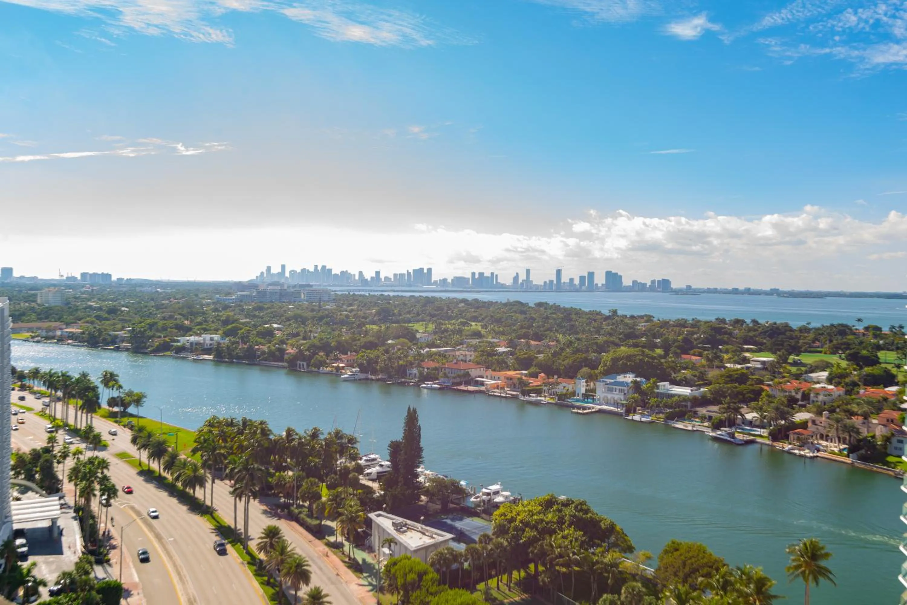 Deluxe Queen Studio  in Girasole Suites