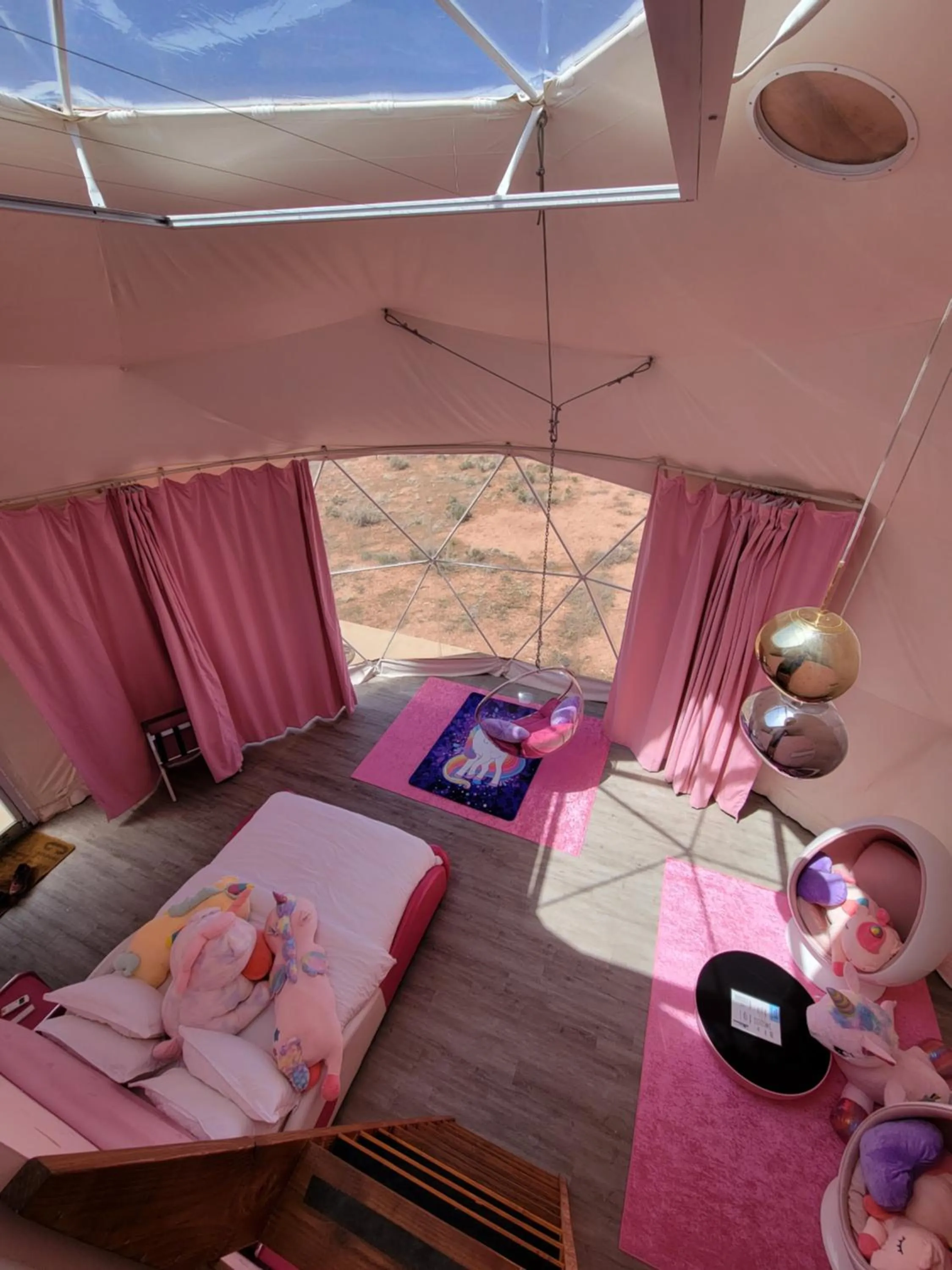 Bed in Clear Sky Resorts - Grand Canyon - Unique Sky Domes