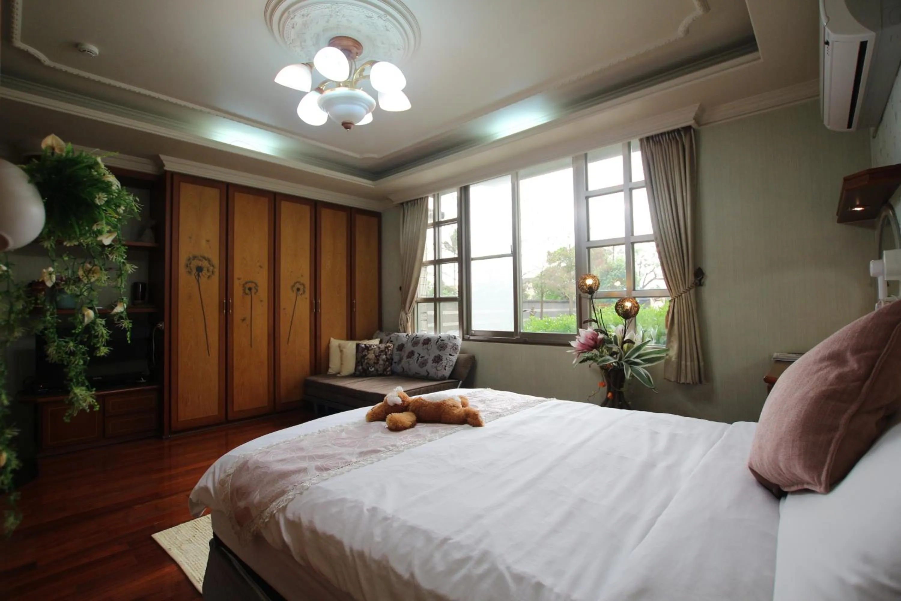 Photo of the whole room, Bed in Yilan Pine Villa Homestay