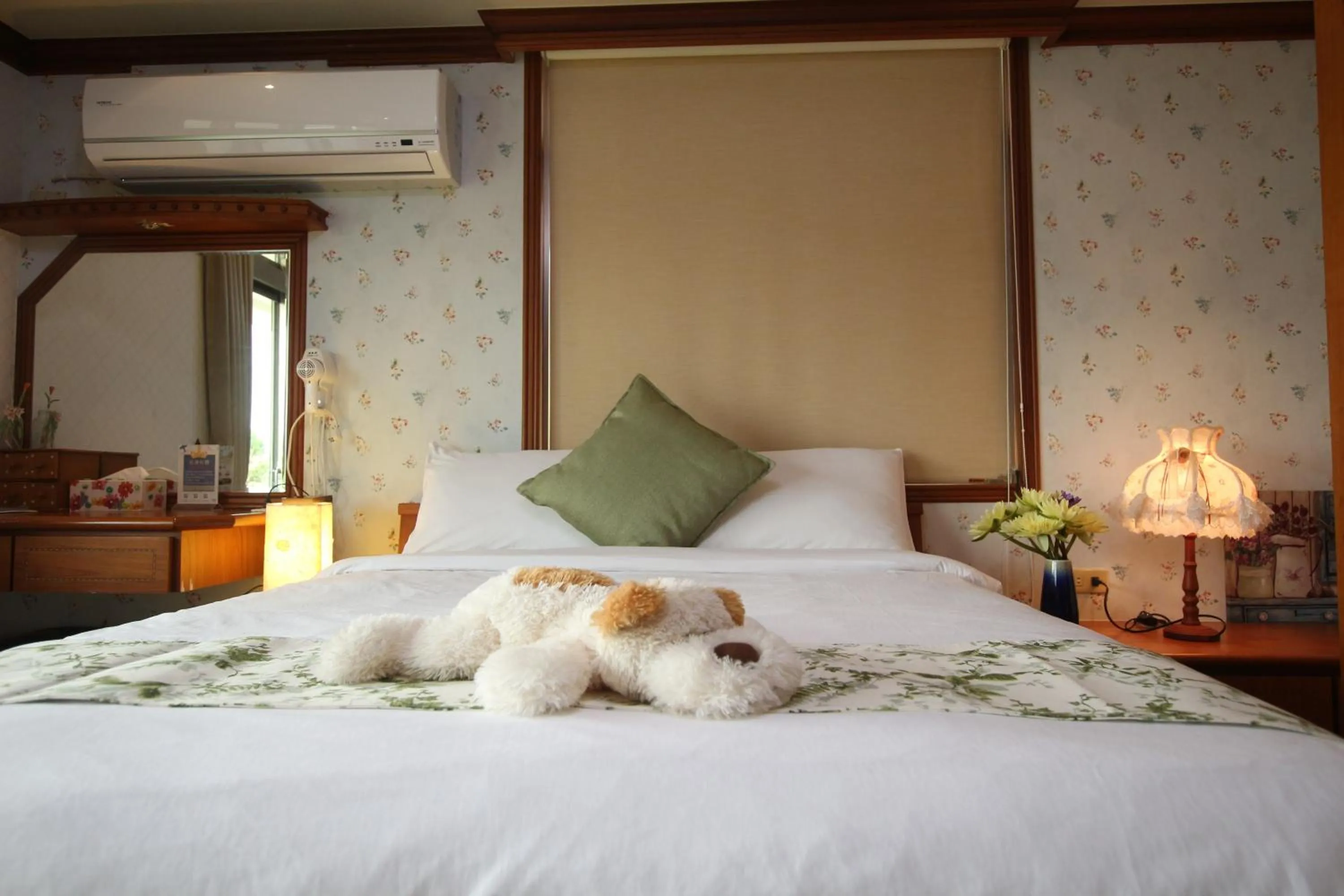 Decorative detail, Bed in Yilan Pine Villa Homestay