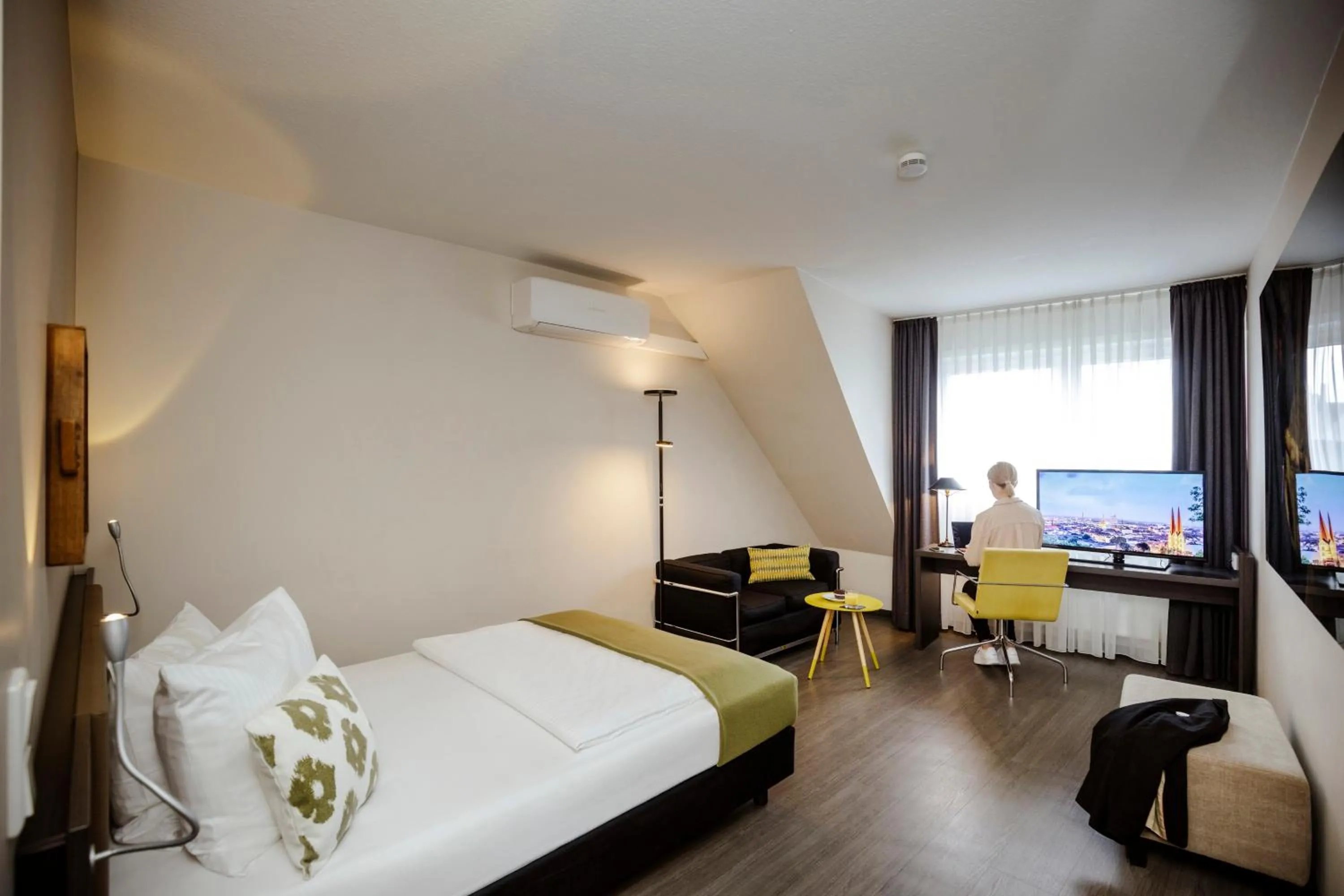 Bed in Altstadt-Hotel Bielefeld