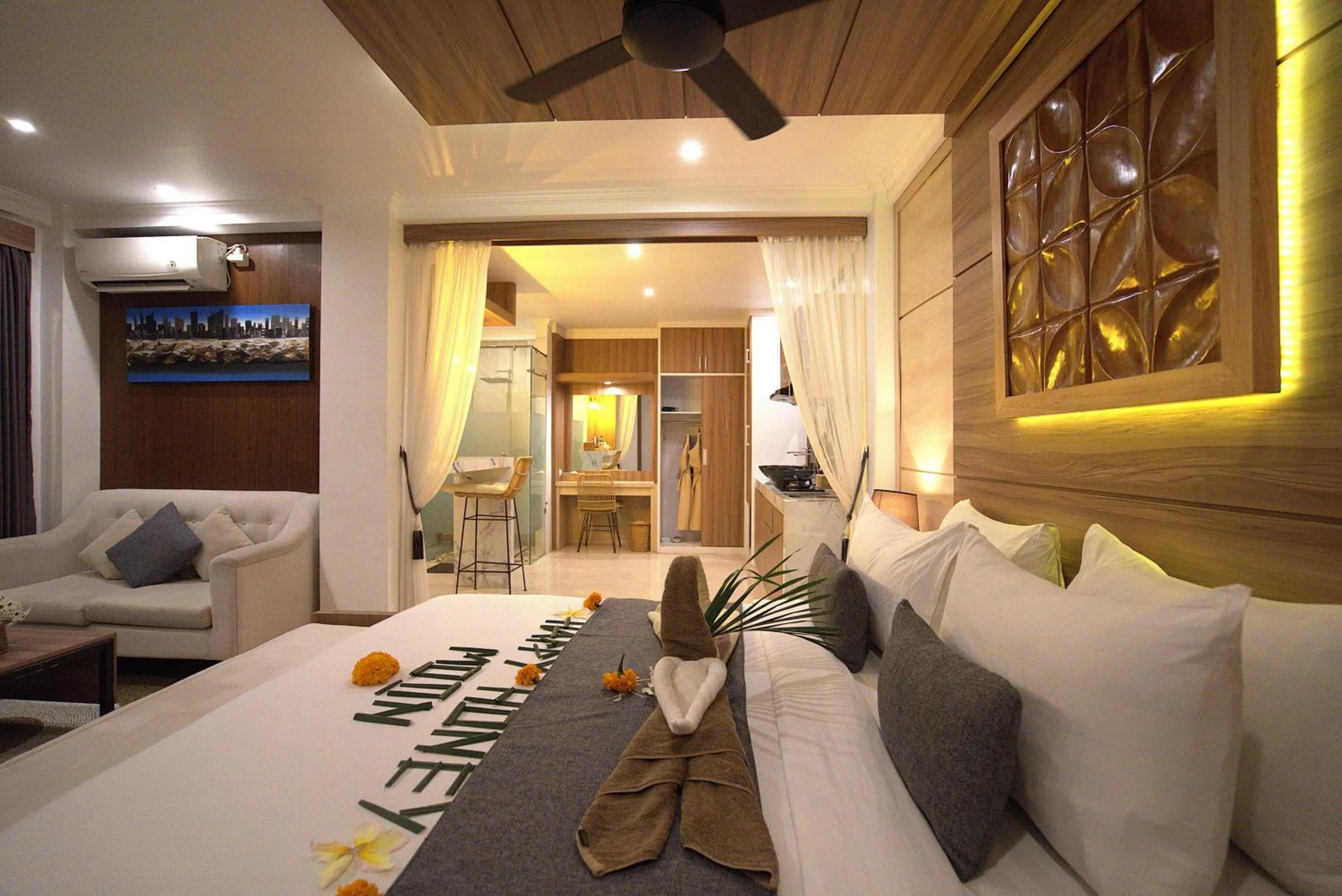 Kitchen or kitchenette in SUITE OCEAN BLUE