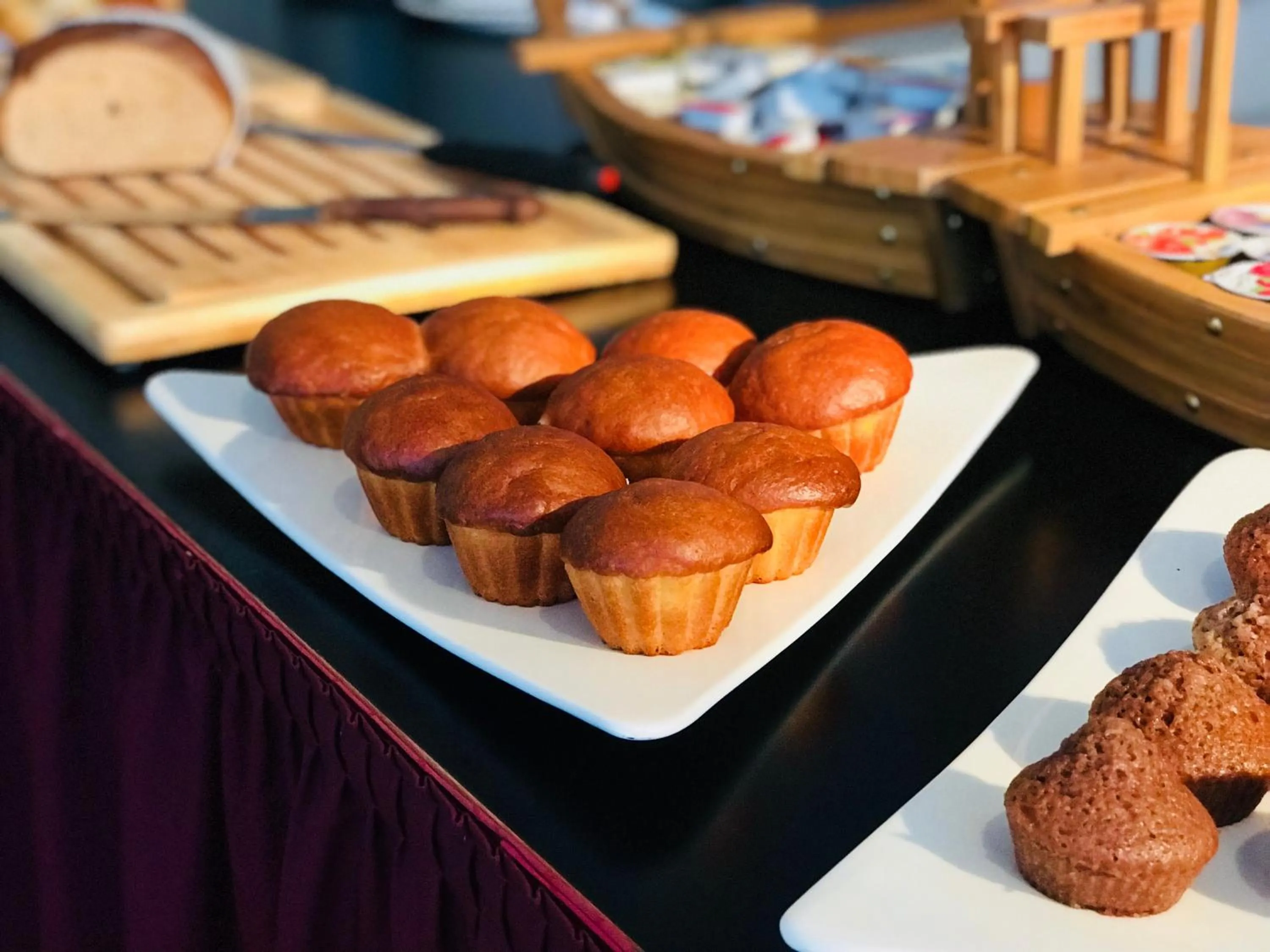 Buffet breakfast in Parkhotel Bellevue Budget