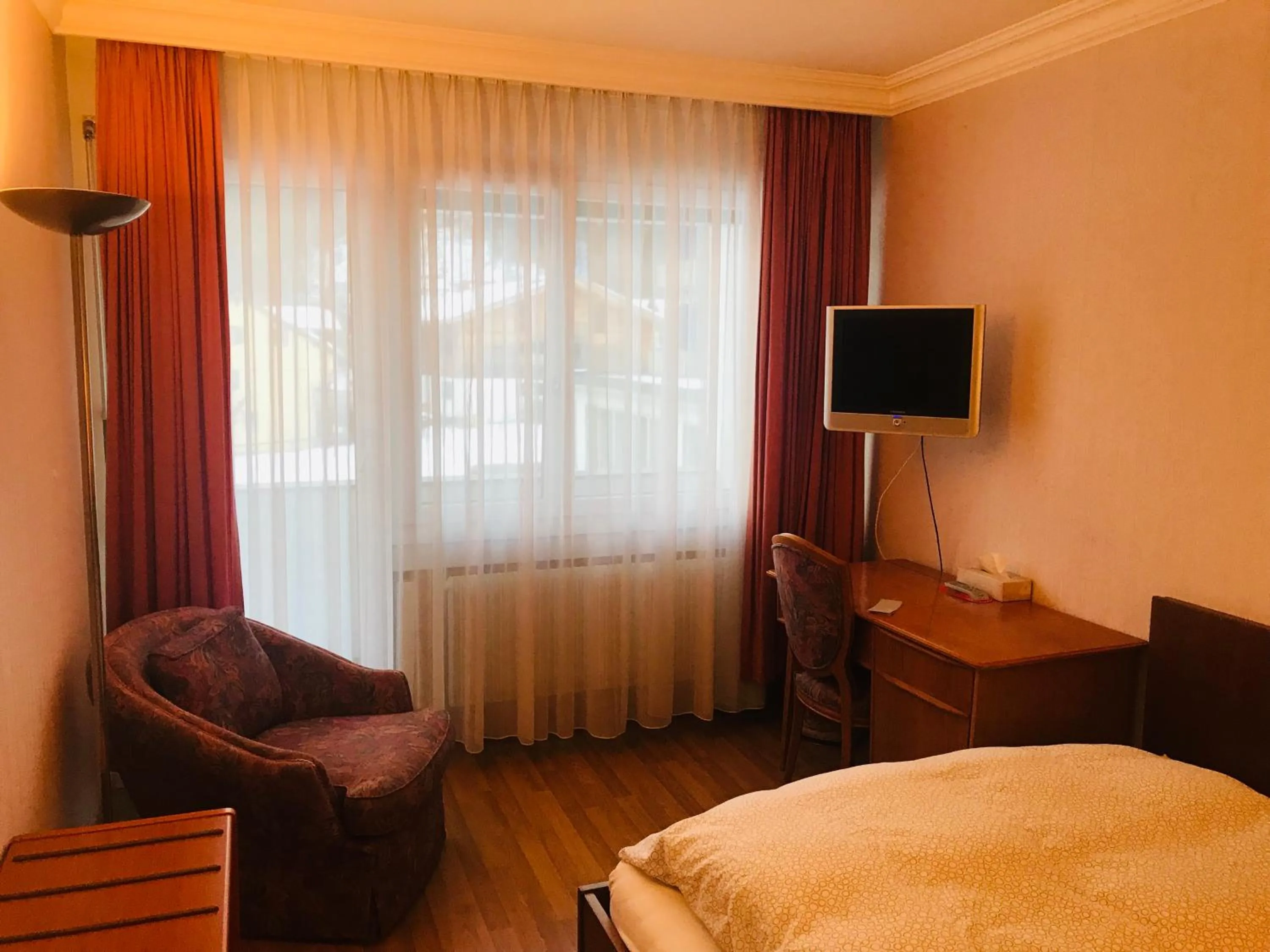 Bed in Parkhotel Bellevue Budget