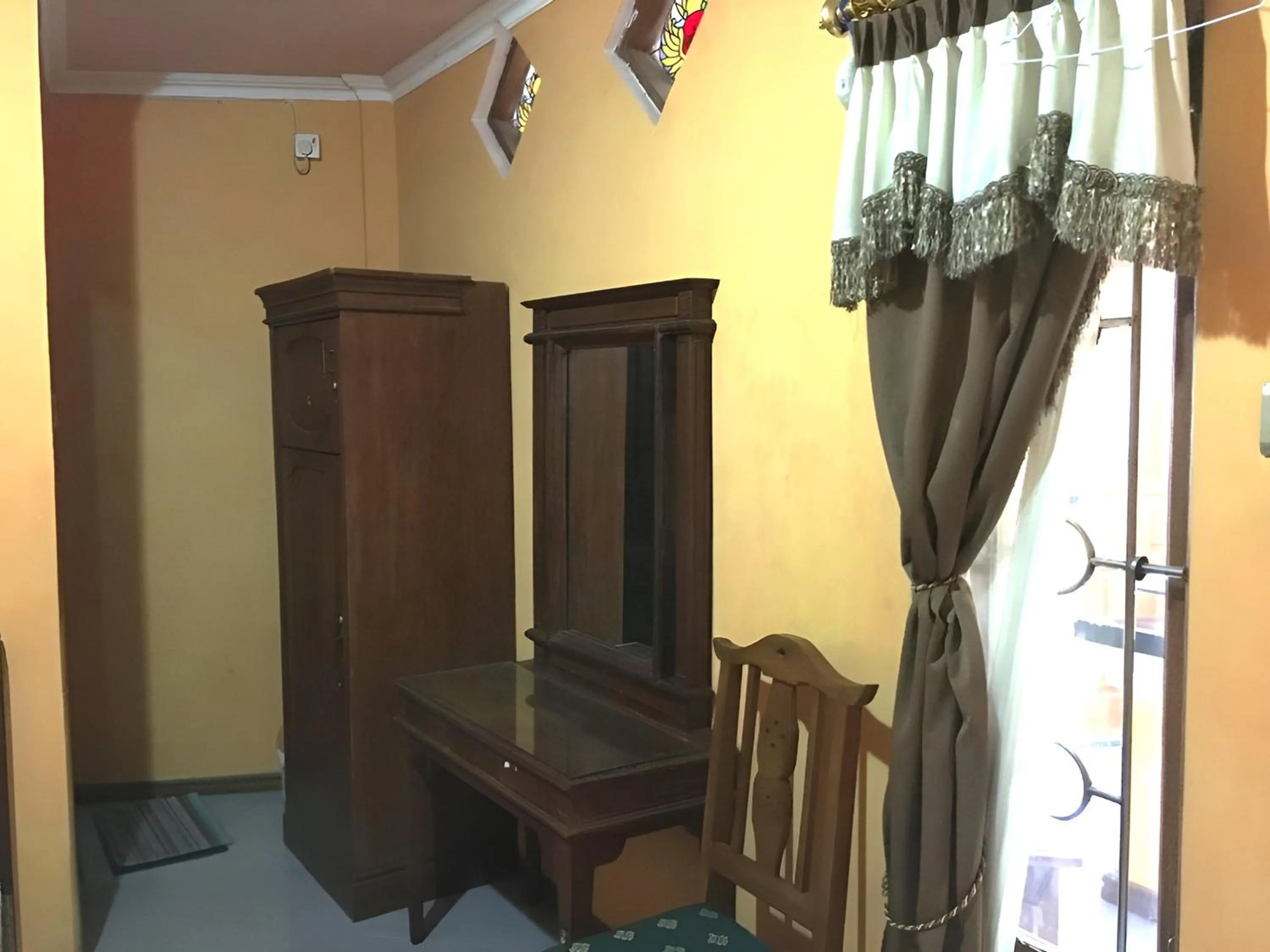 Bed in Hotel Alami near Alun-Alun Klaten