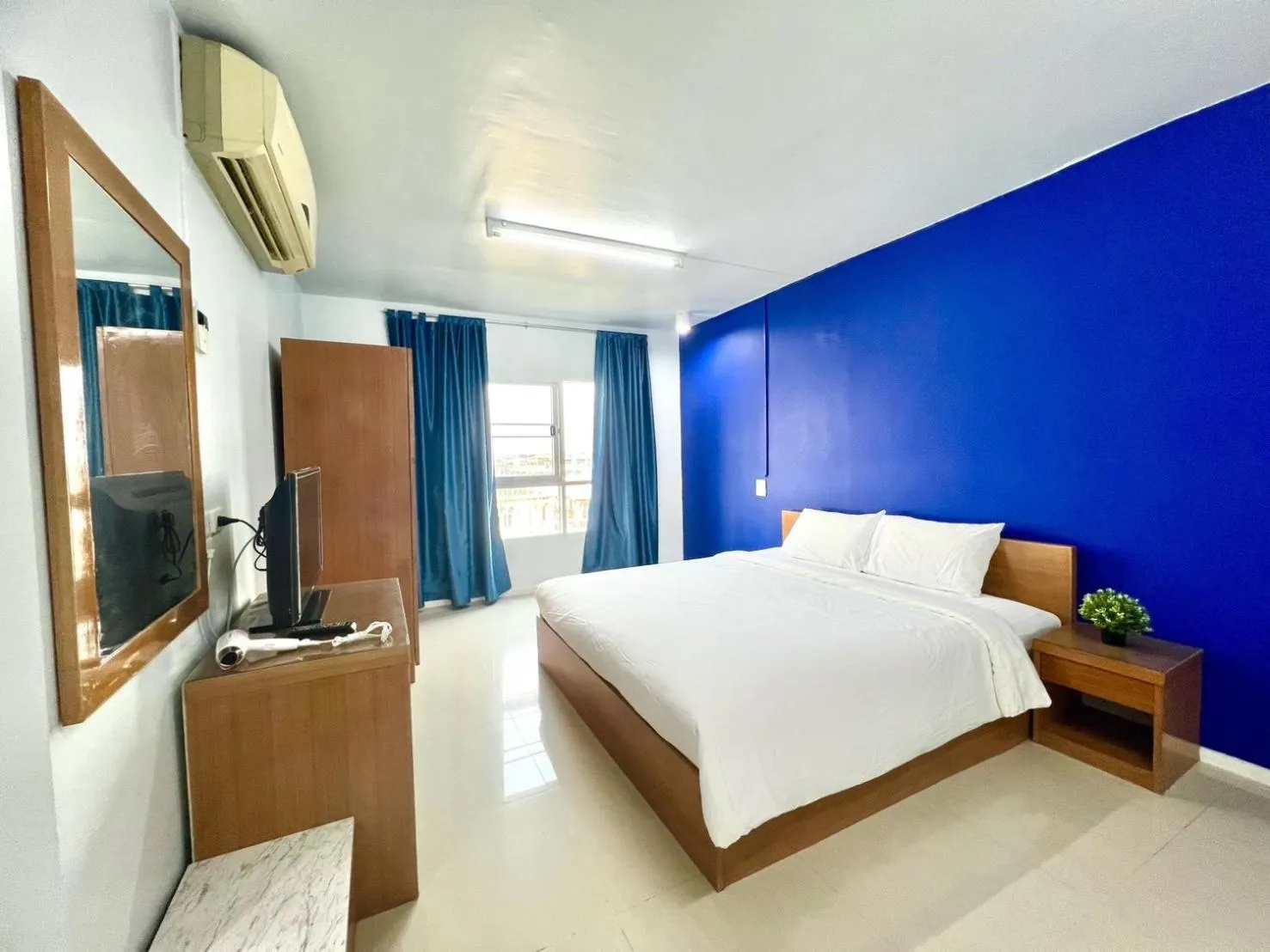 Bed in The View Residence