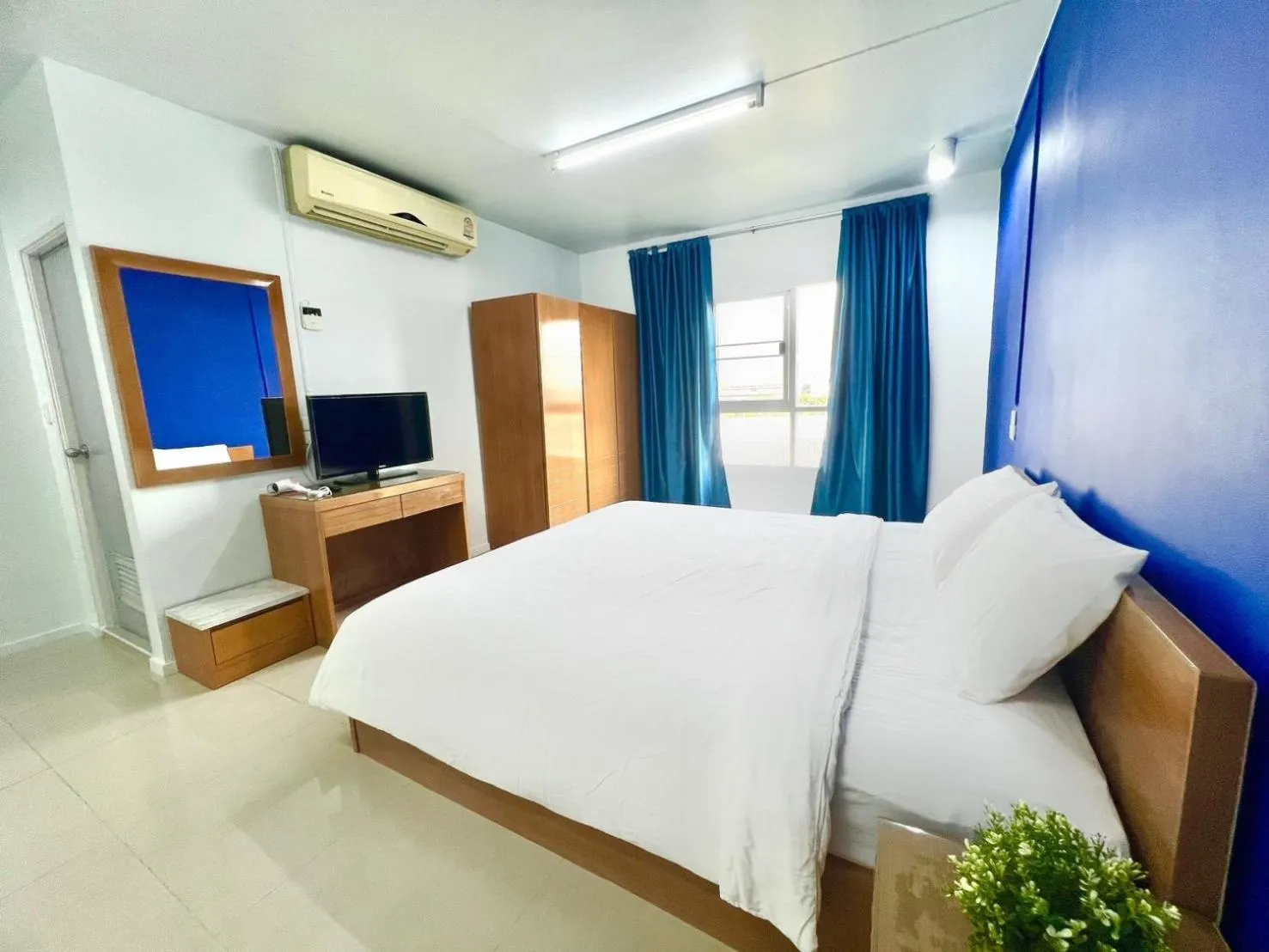 Bed in The View Residence