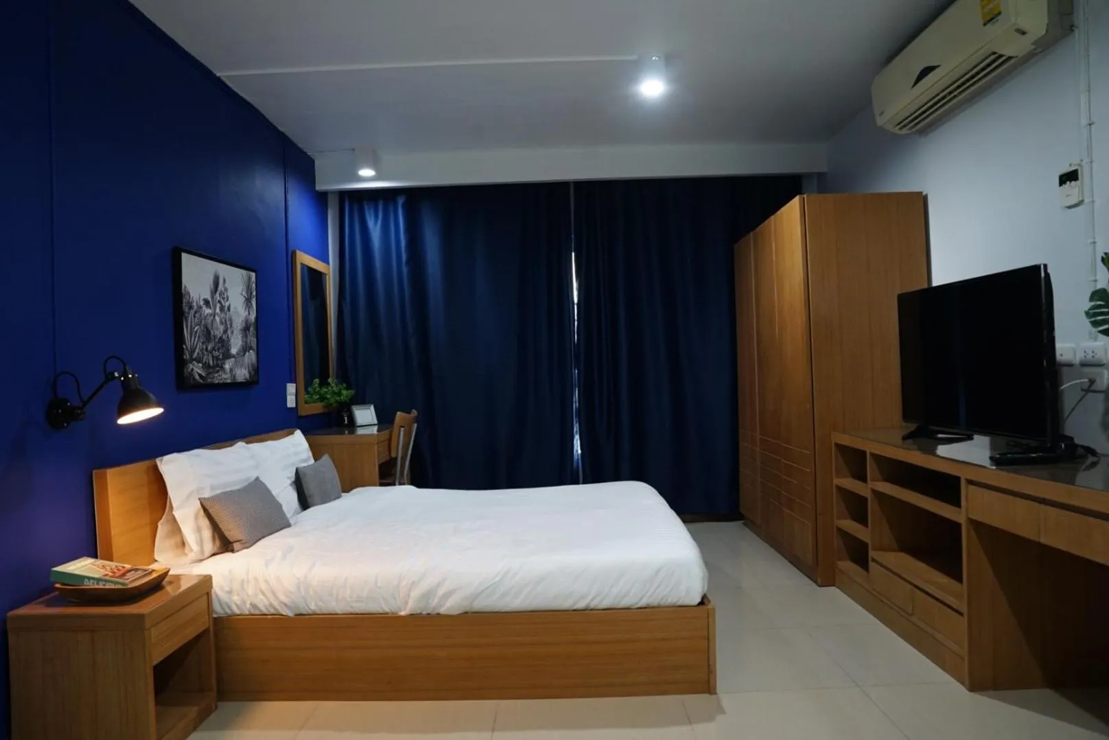 Bed in The View Residence