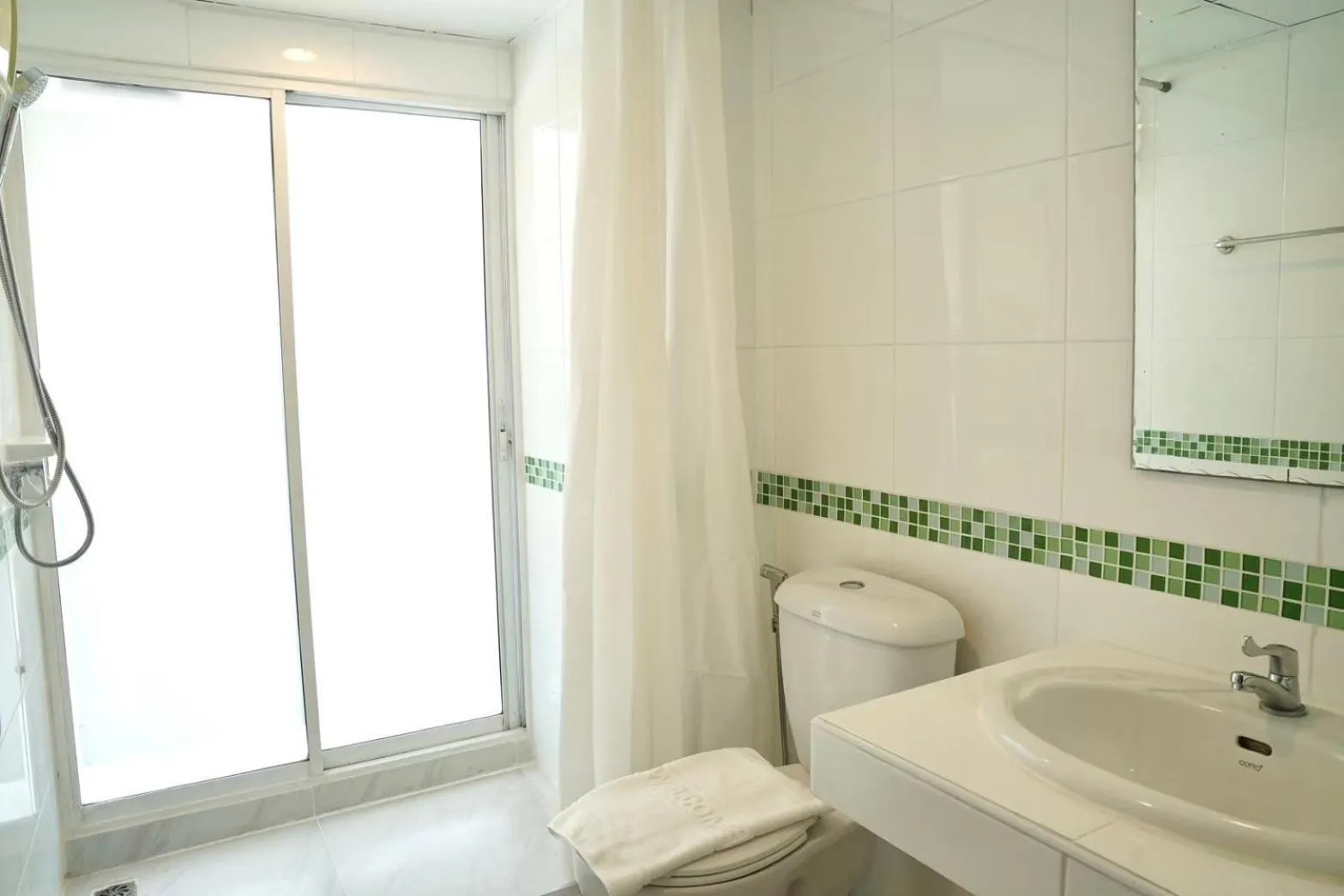 Shower in The View Residence