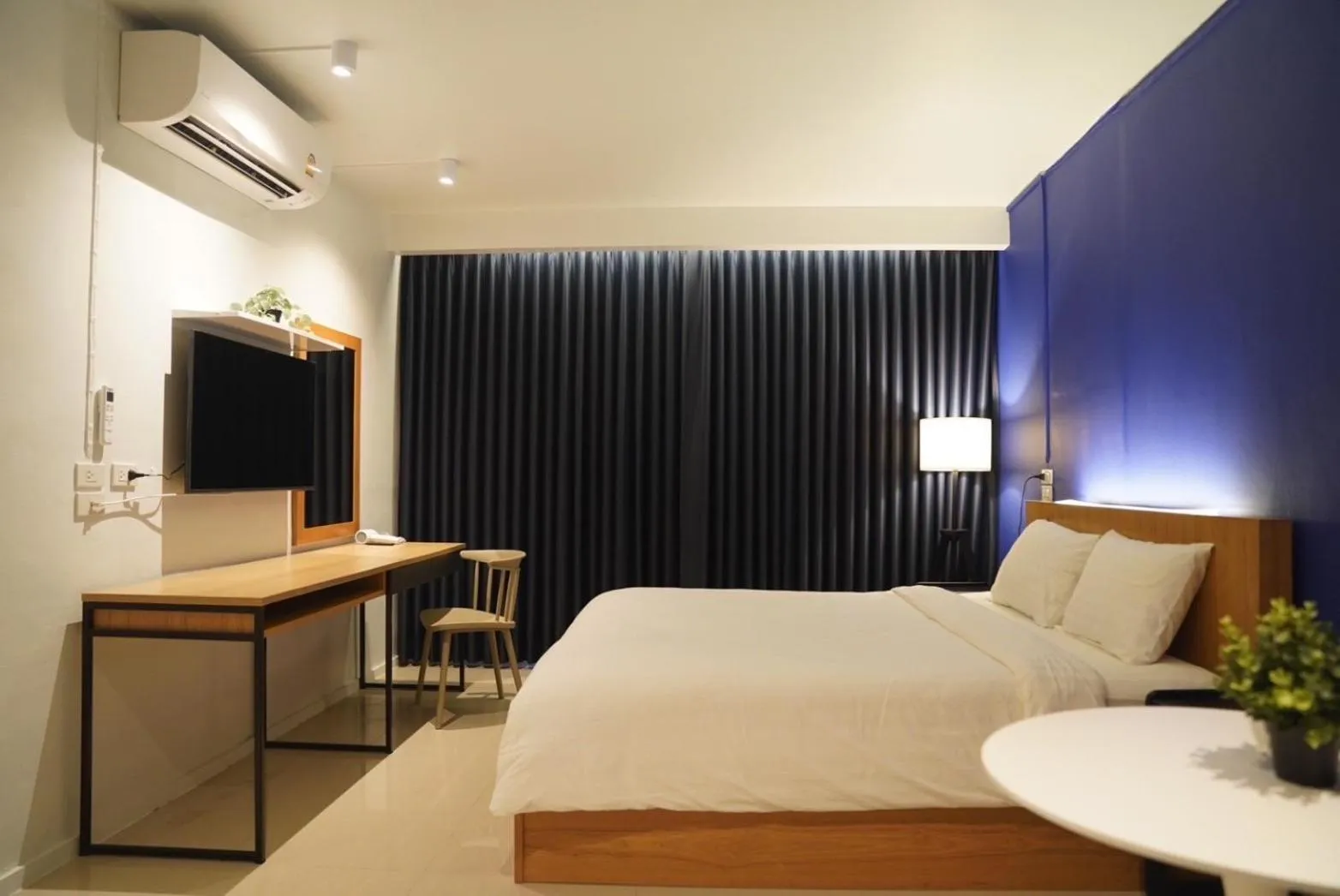 Bed in The View Residence