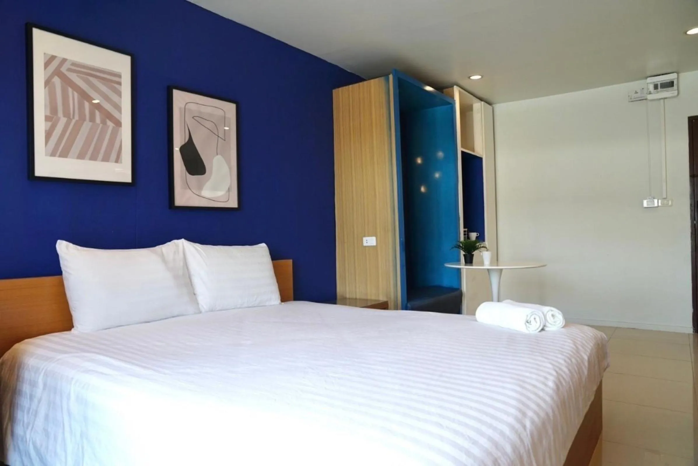 Bed in The View Residence