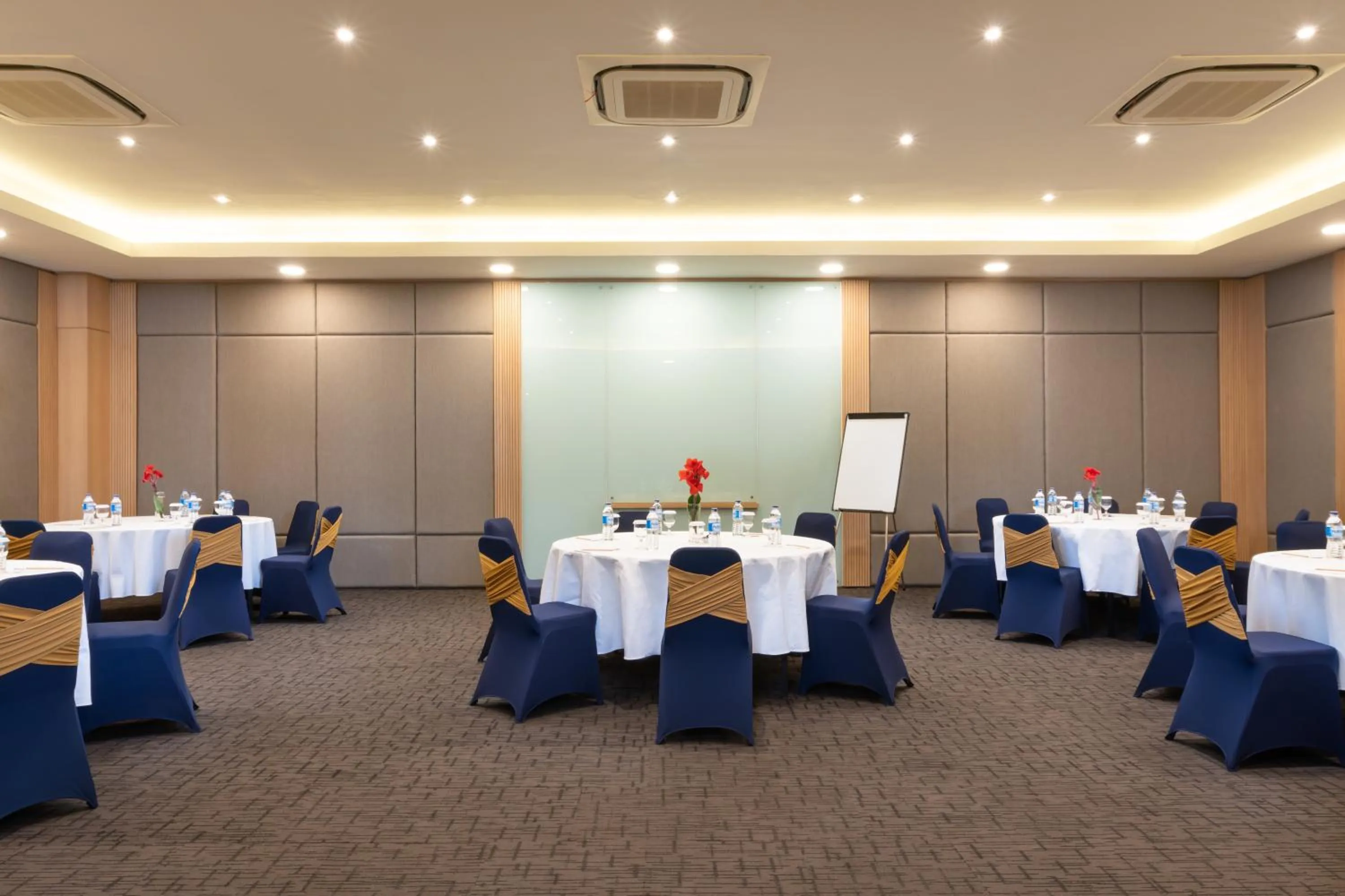Meeting/conference room in BATIQA Hotel Jayapura