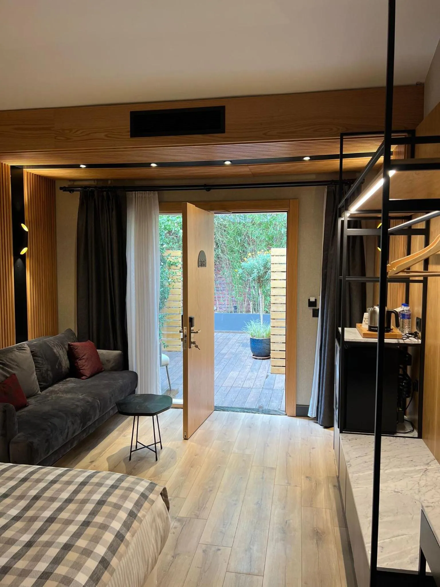 Garden, Bed in Dosso Dossi Hotels Laleli