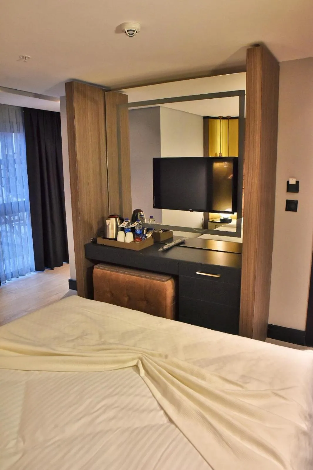 TV and multimedia, Bed in Dosso Dossi Hotels Laleli