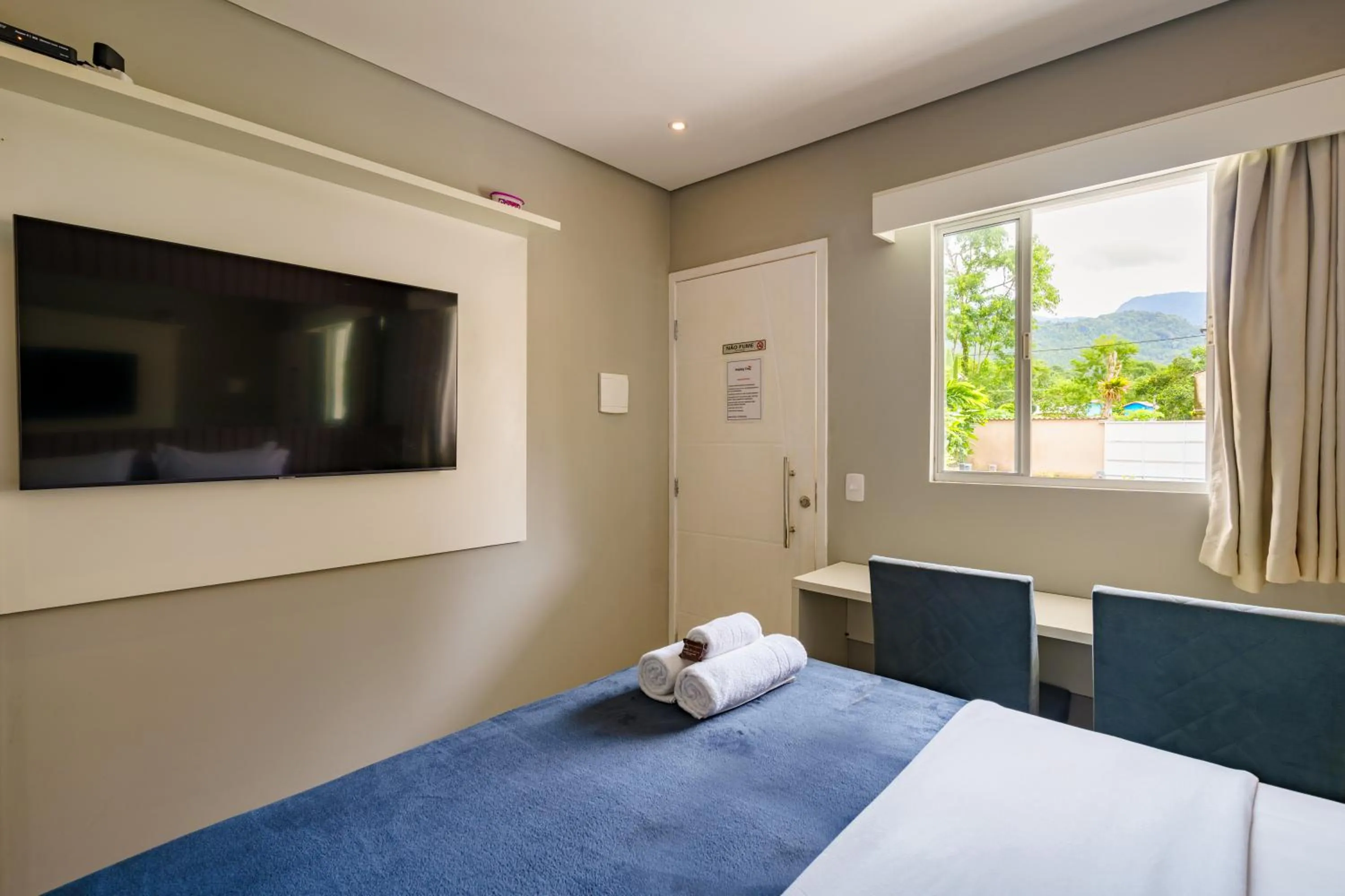 Bedroom, Bed in POUSADA HAPPY DAY PARATY