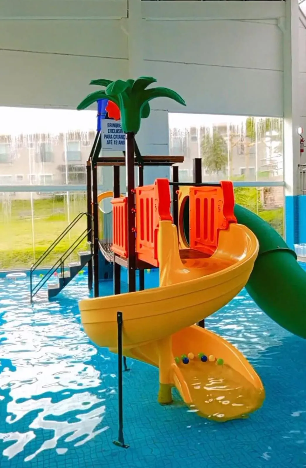 Swimming pool in Maestro Thermas Park Hotel