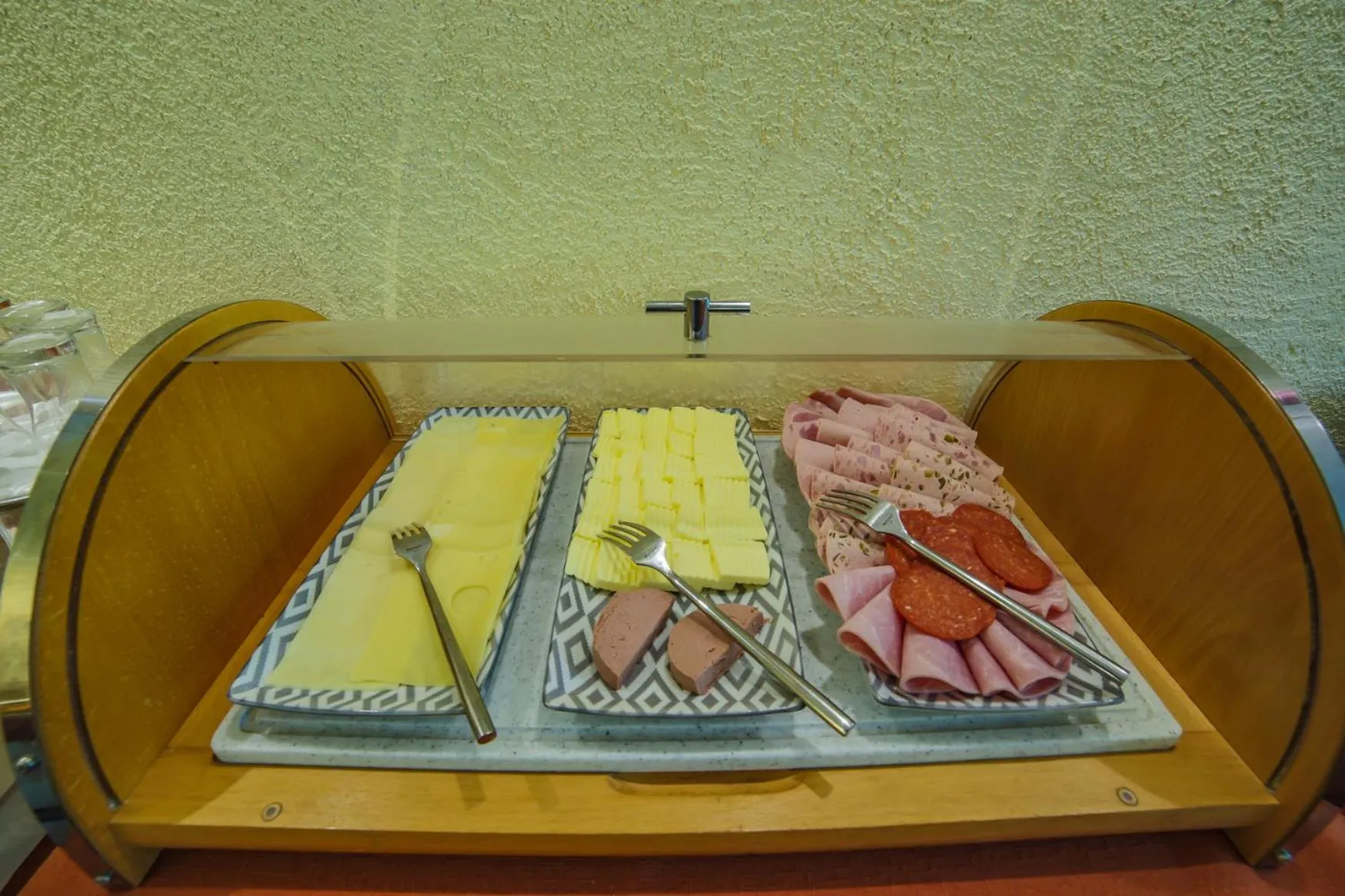 Buffet breakfast in Kneipp-Kurhotel Emilie