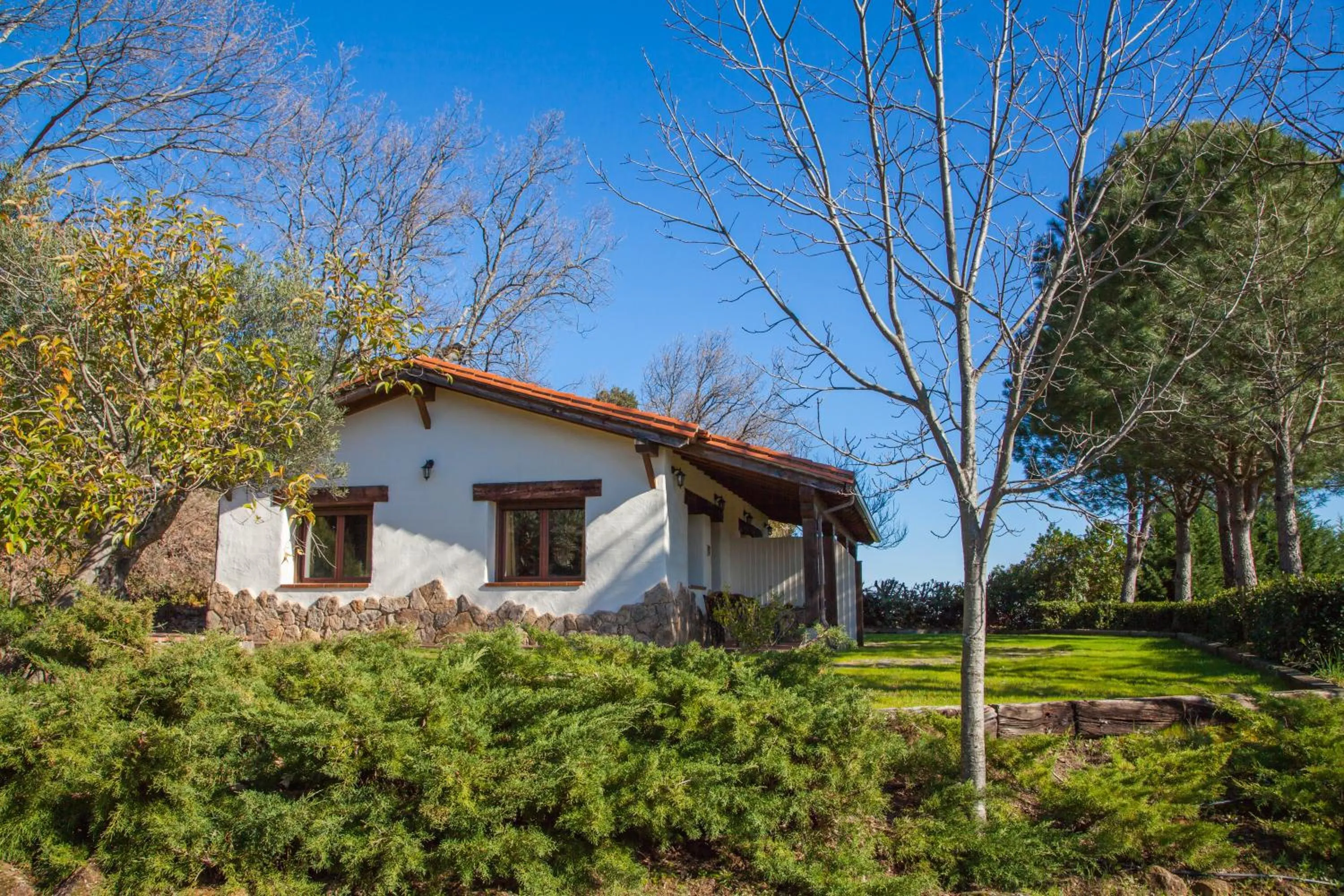 Property building in Finca La Sayuela
