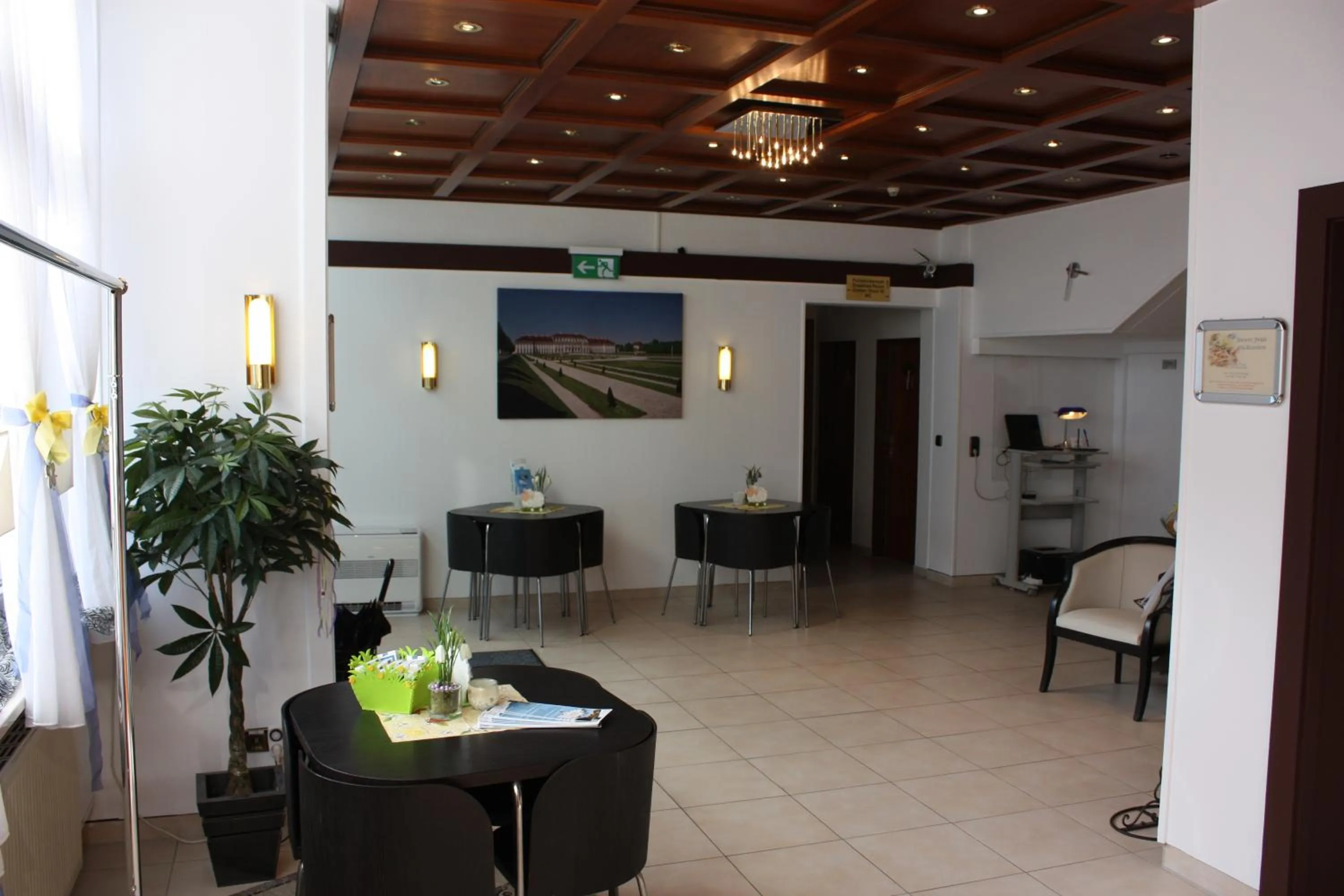 Lobby or reception in Hotel Blauer Karpfen
