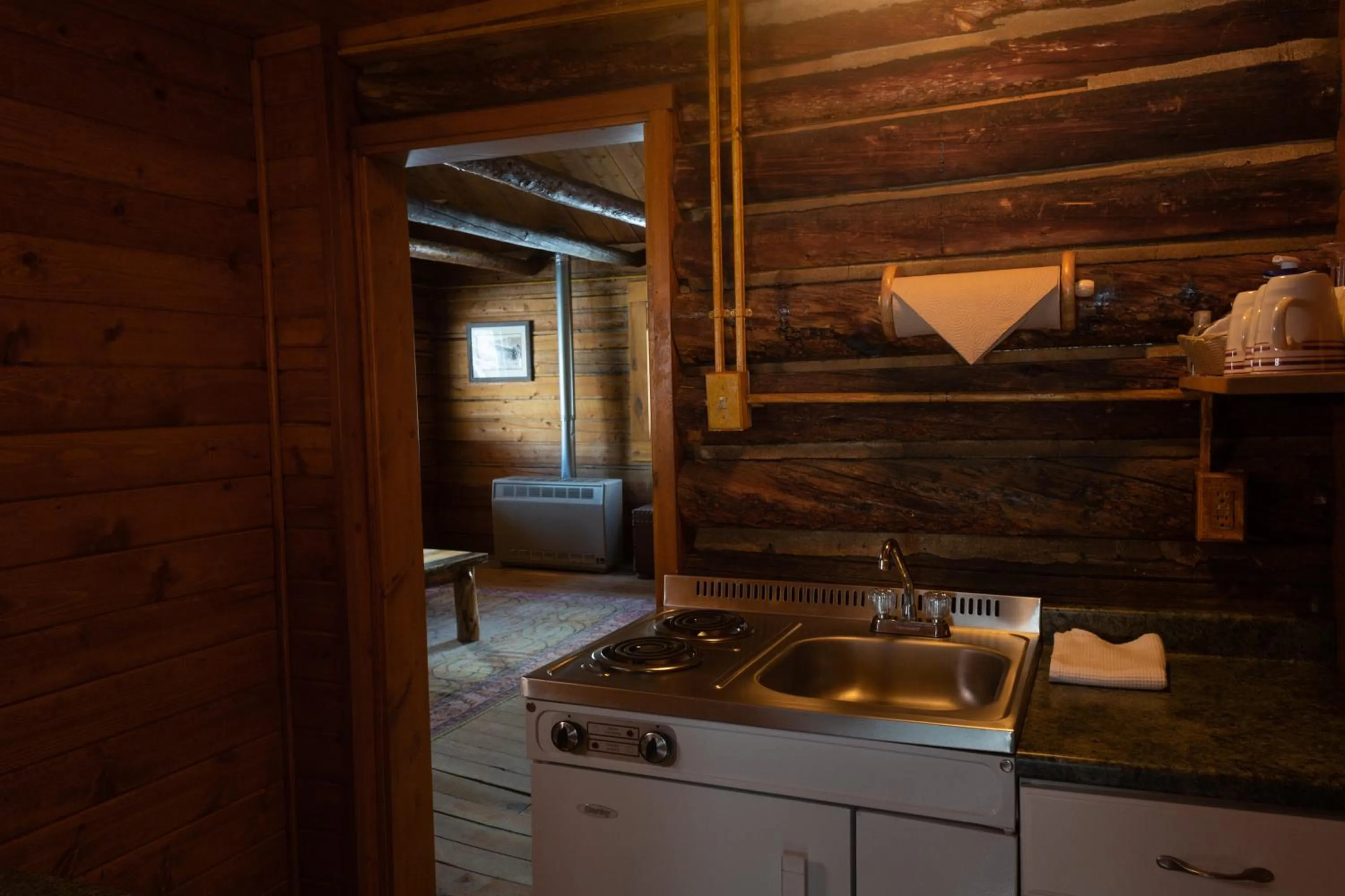 Kitchen or kitchenette in Beyul Retreat