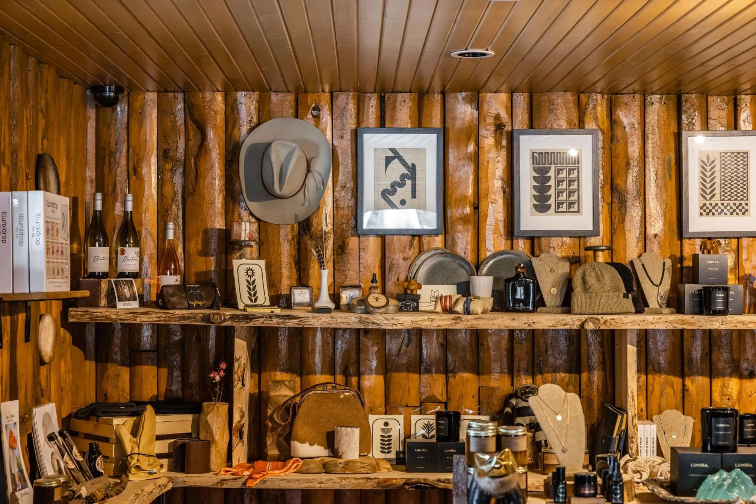 On-site shops in Beyul Retreat