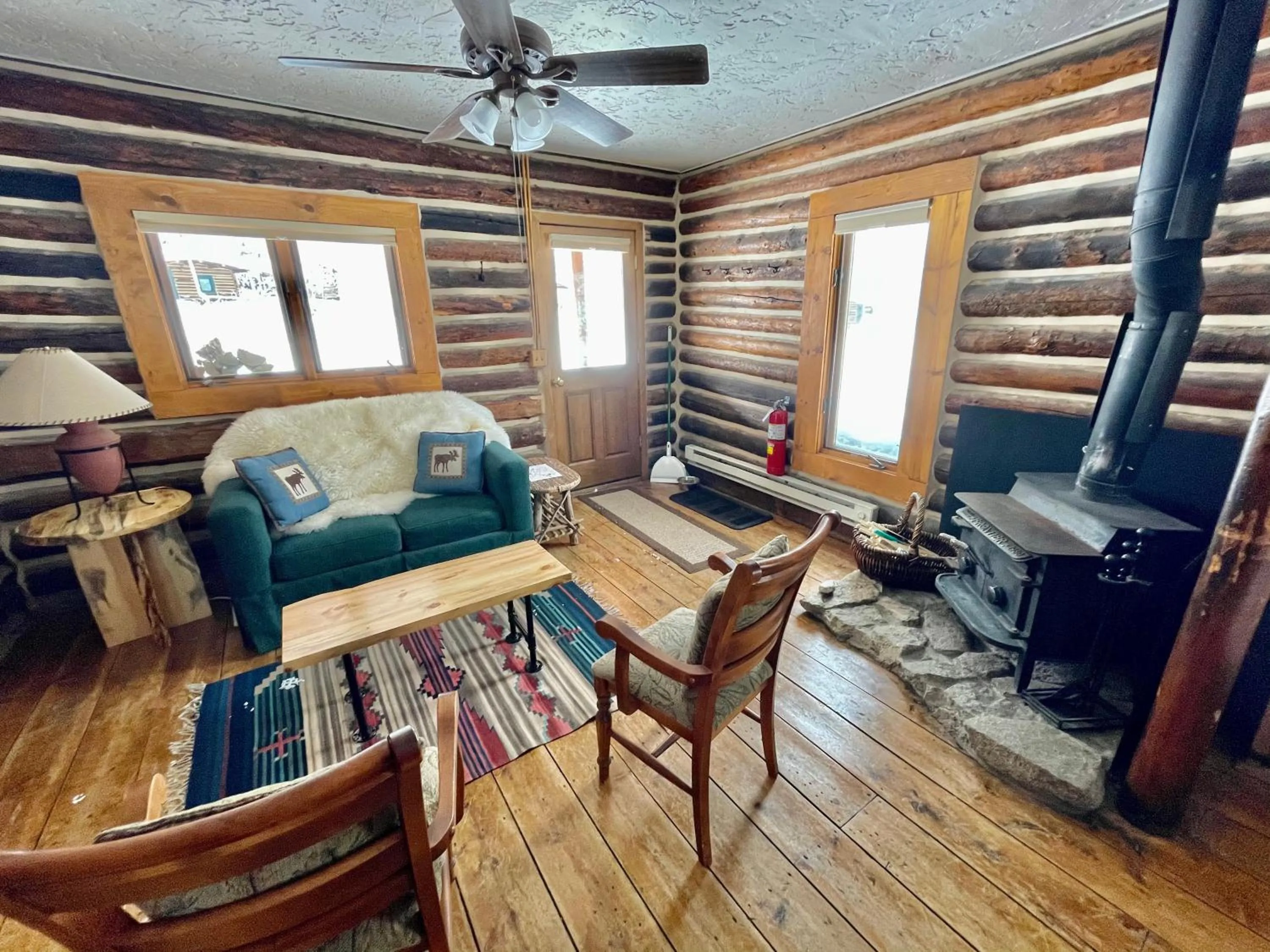 Living room in Beyul Retreat