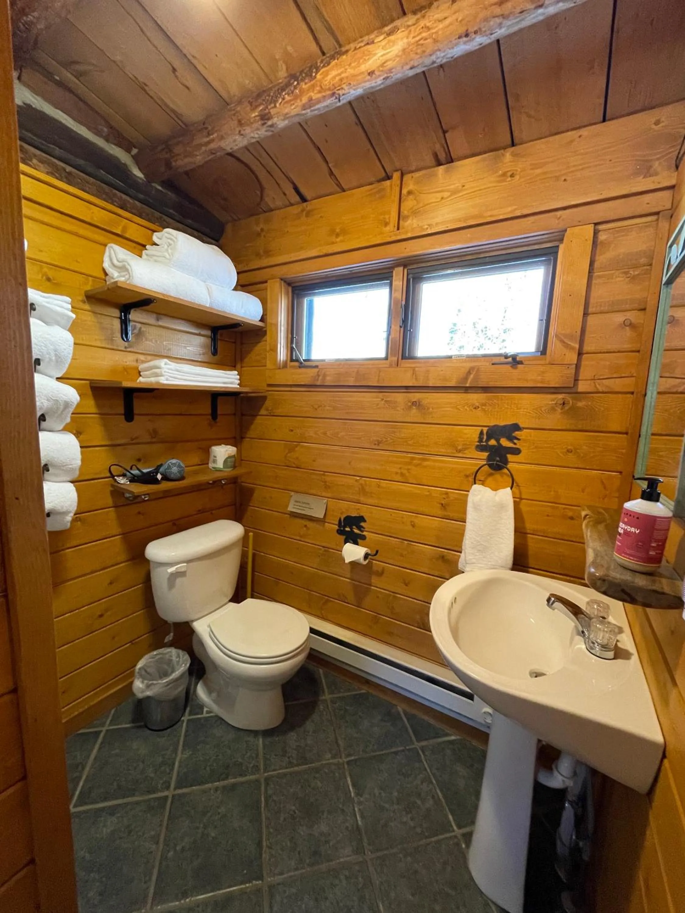 Bathroom in Beyul Retreat