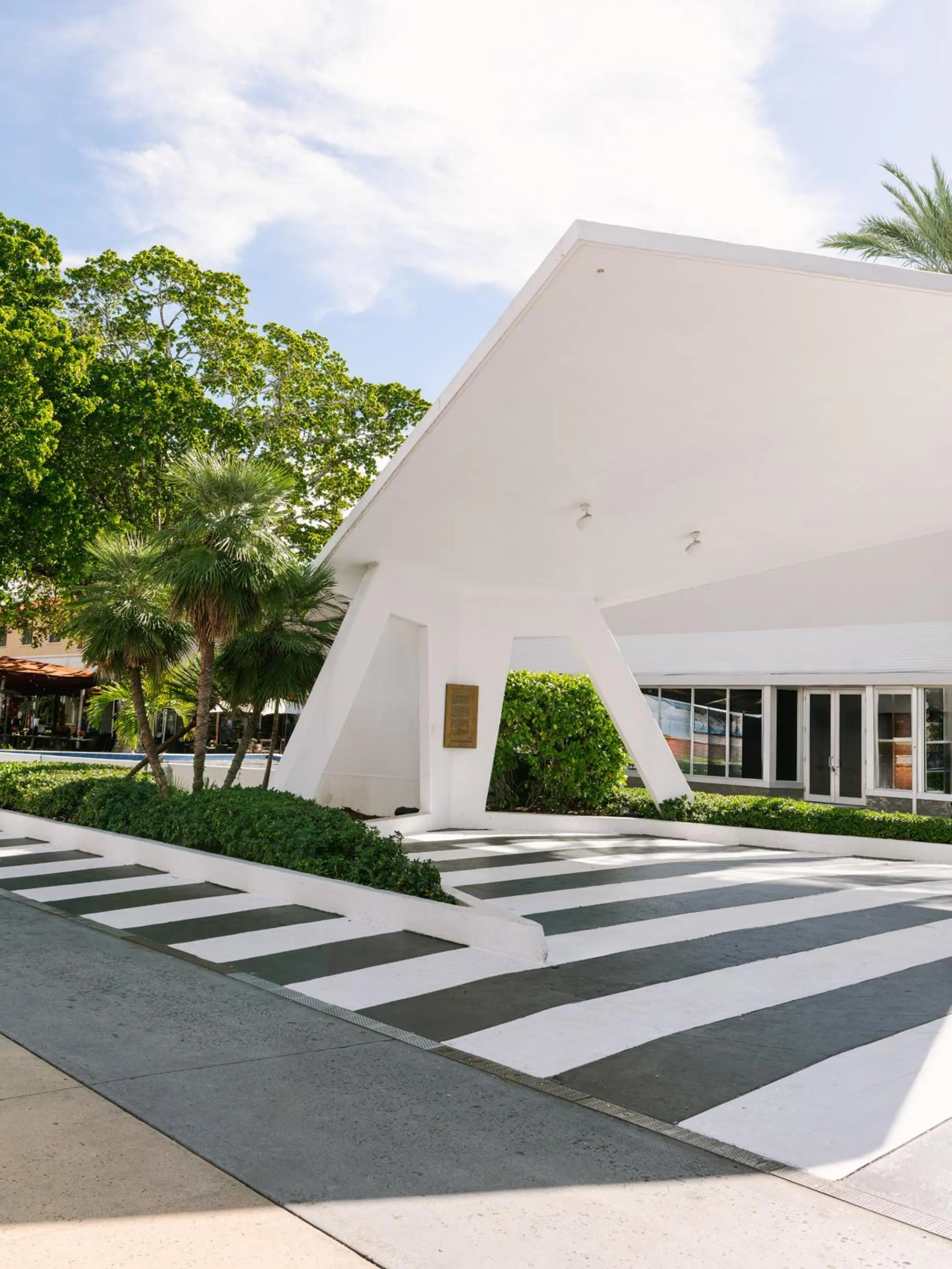 Sonder by Marriott Bonvoy 17WEST Apartments