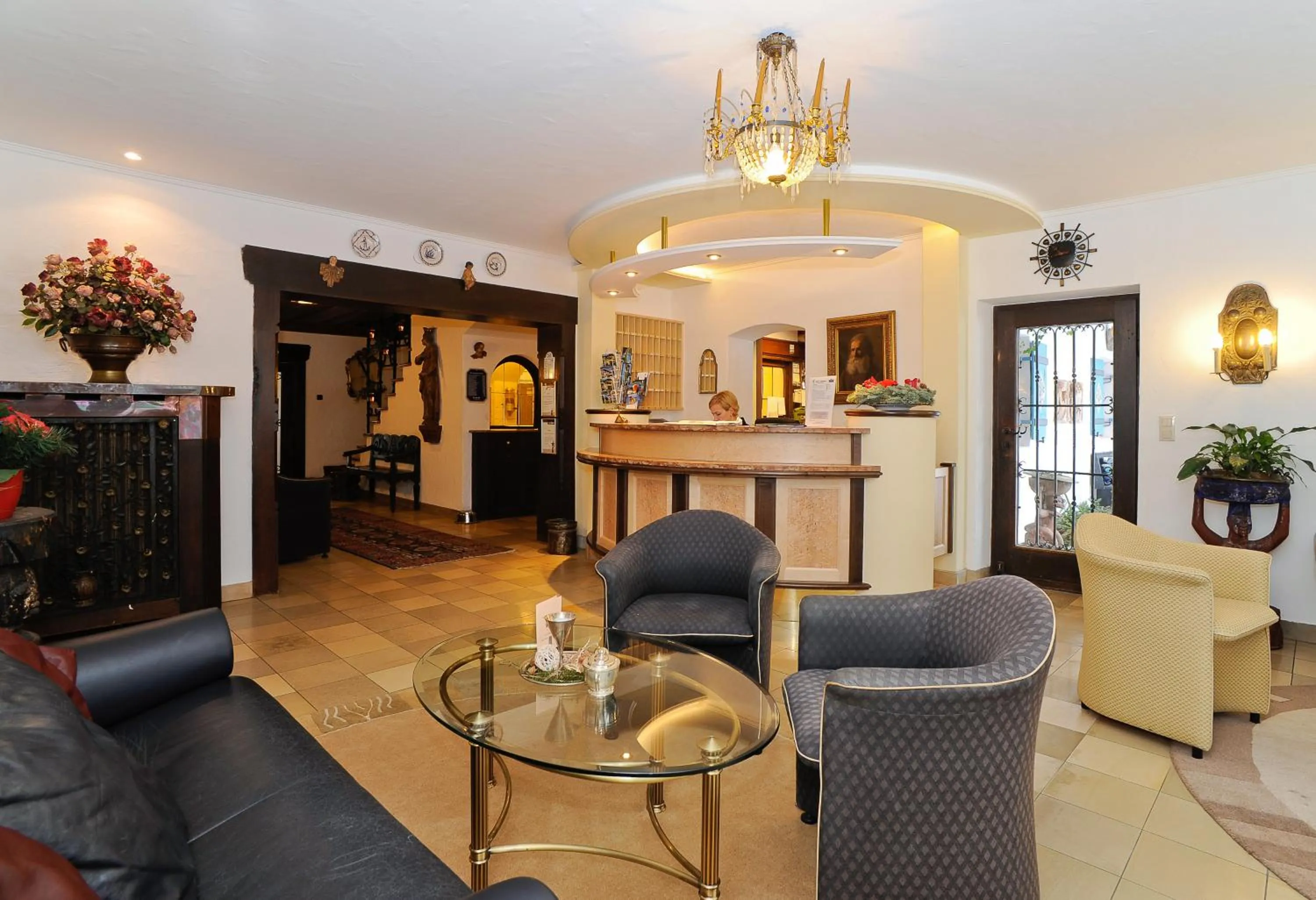 Lobby or reception in Stoll's Hotel Alpina