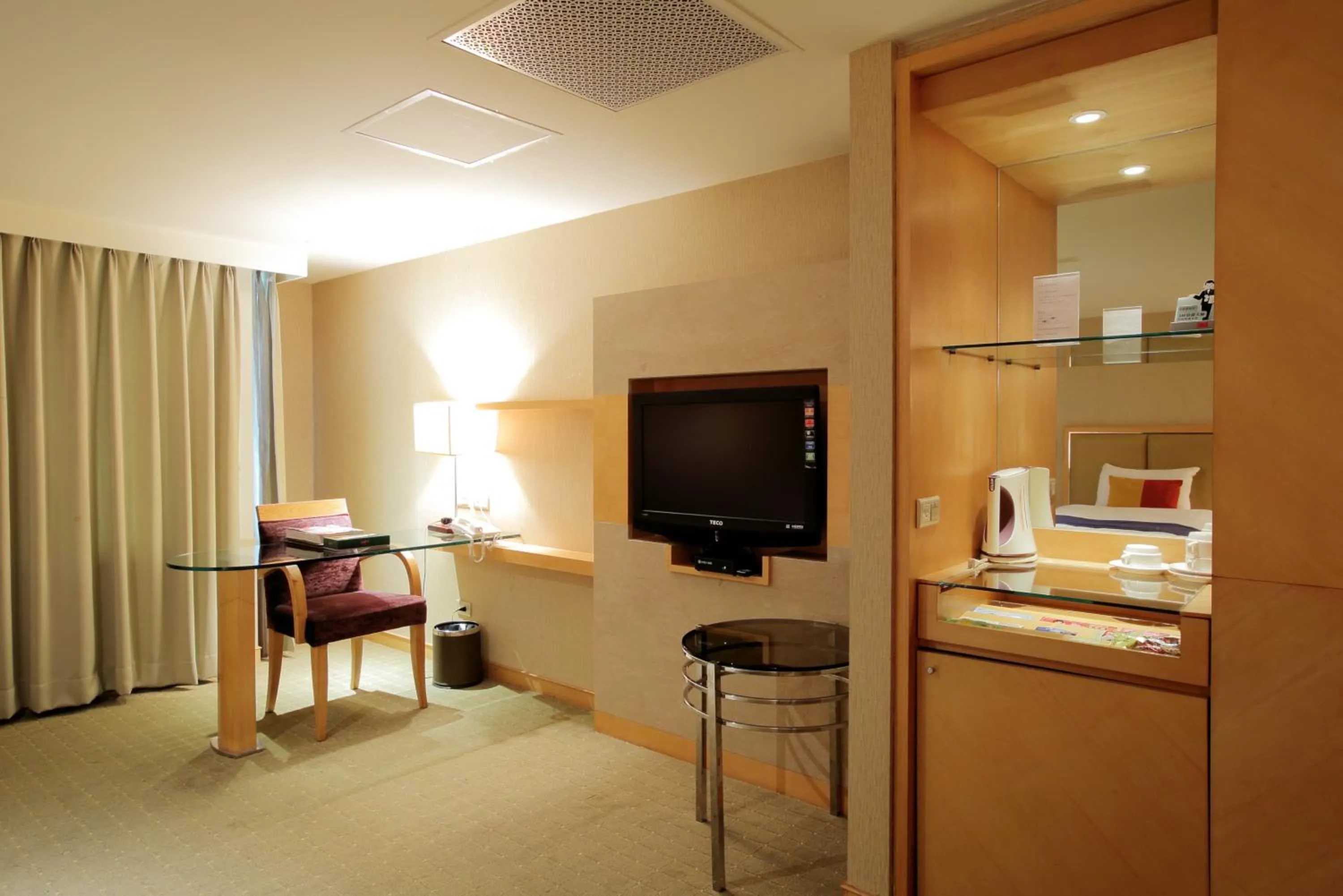 TV and multimedia in 晶樺商務飯店 鄰近羅東車站