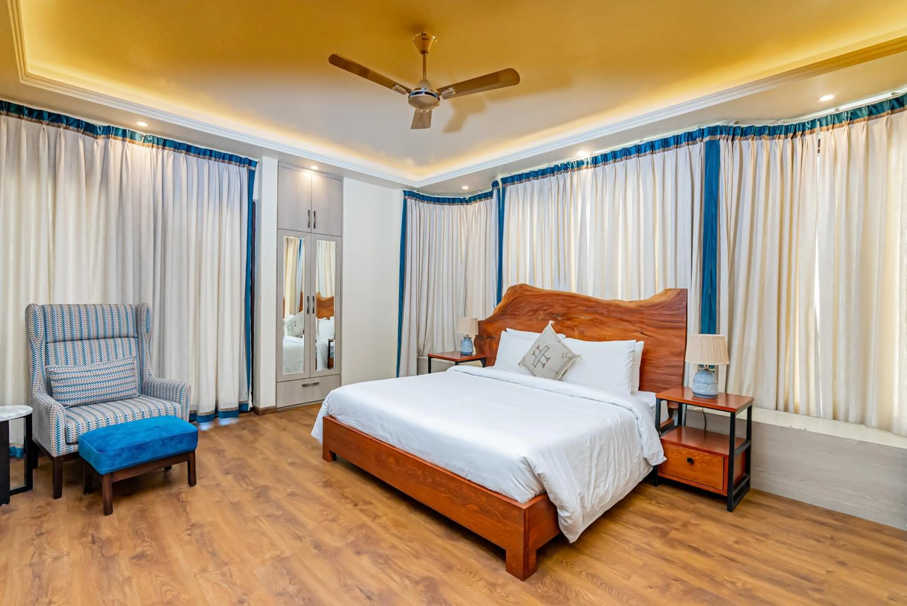 Bed in The Manor Luxury Apartments, Shimla