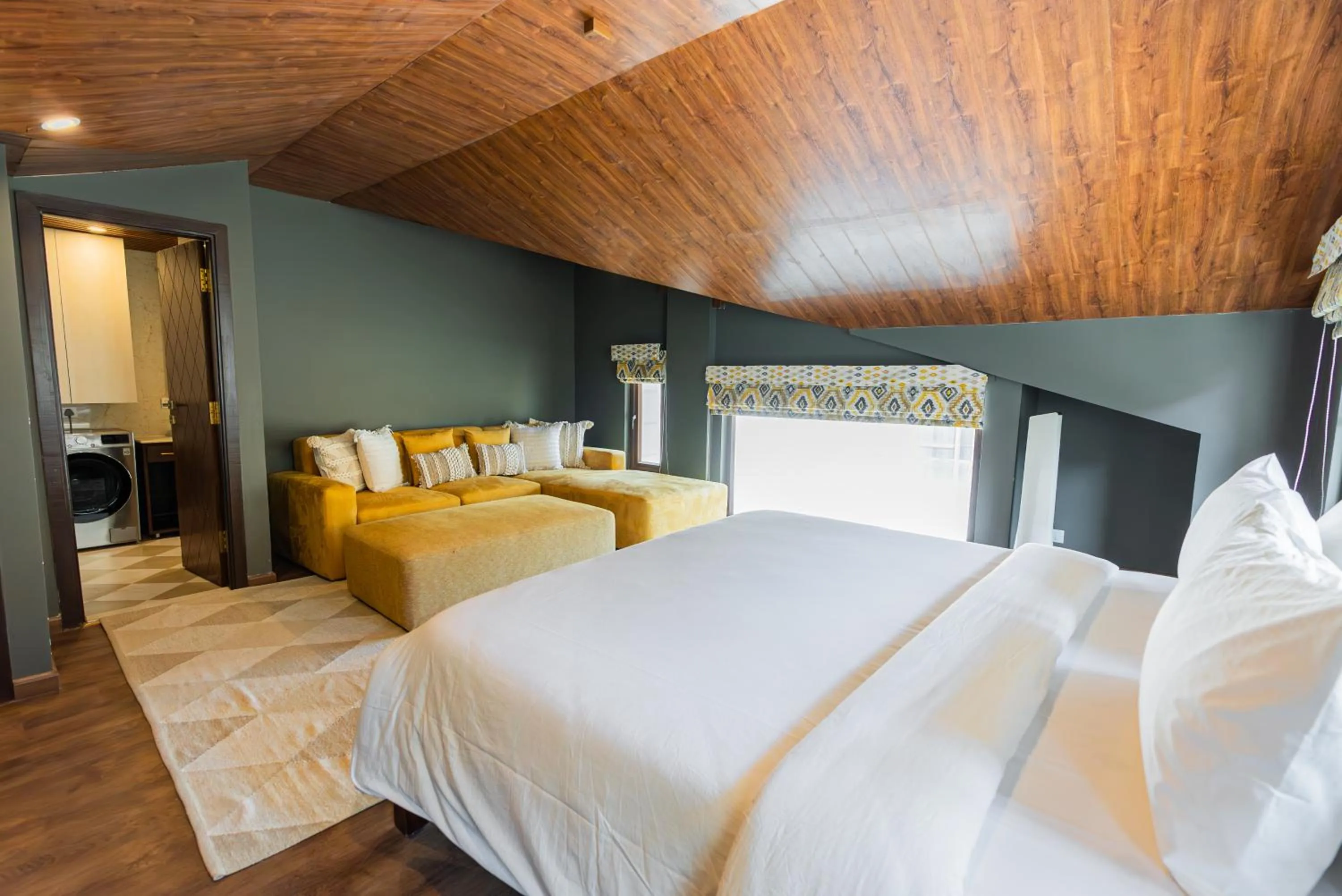 Bed in The Manor Luxury Apartments, Shimla