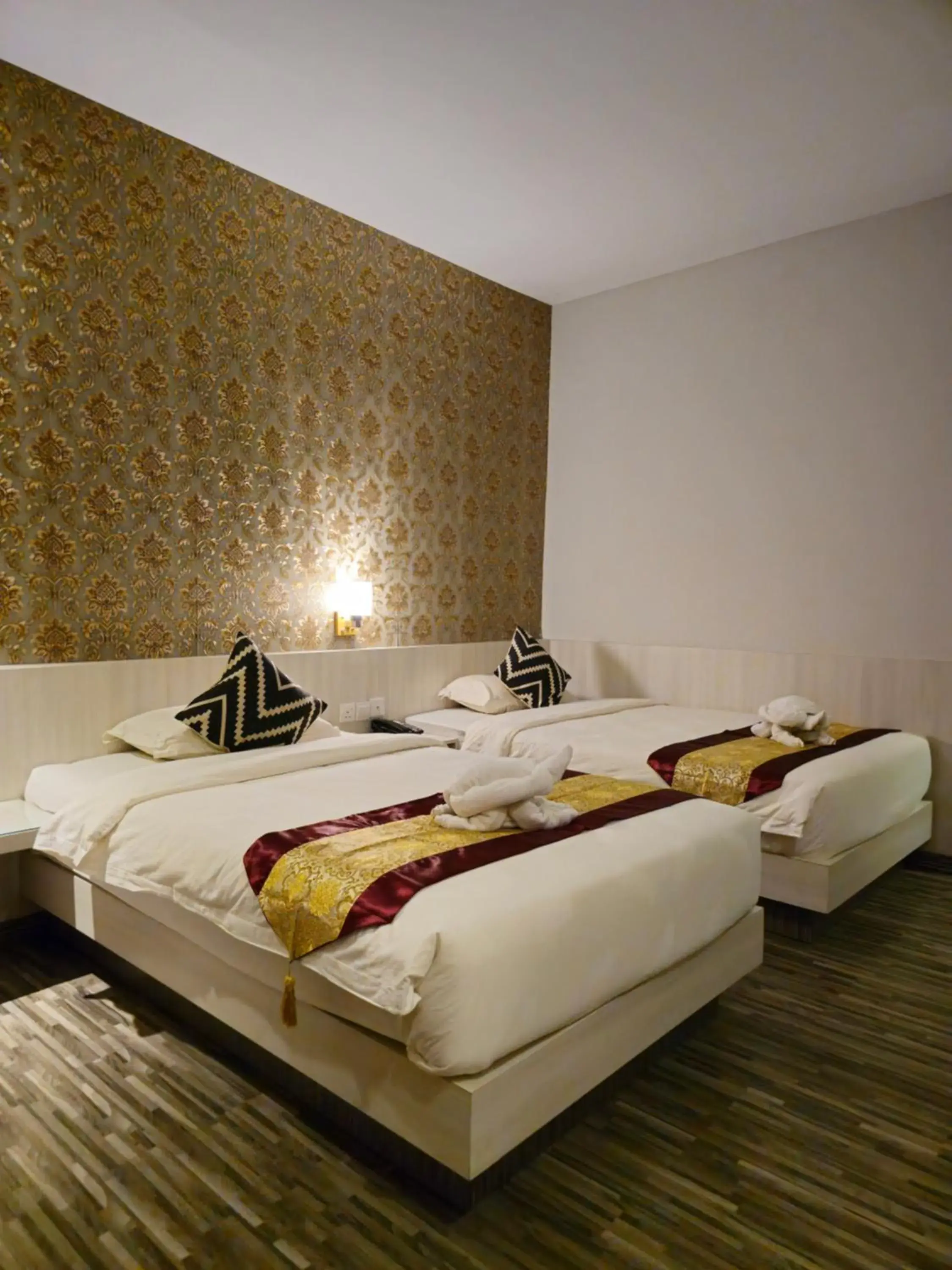 Superior Twin Room in Grand Sydney Hotel Superior Twin Room in Grand Sydney Hotel