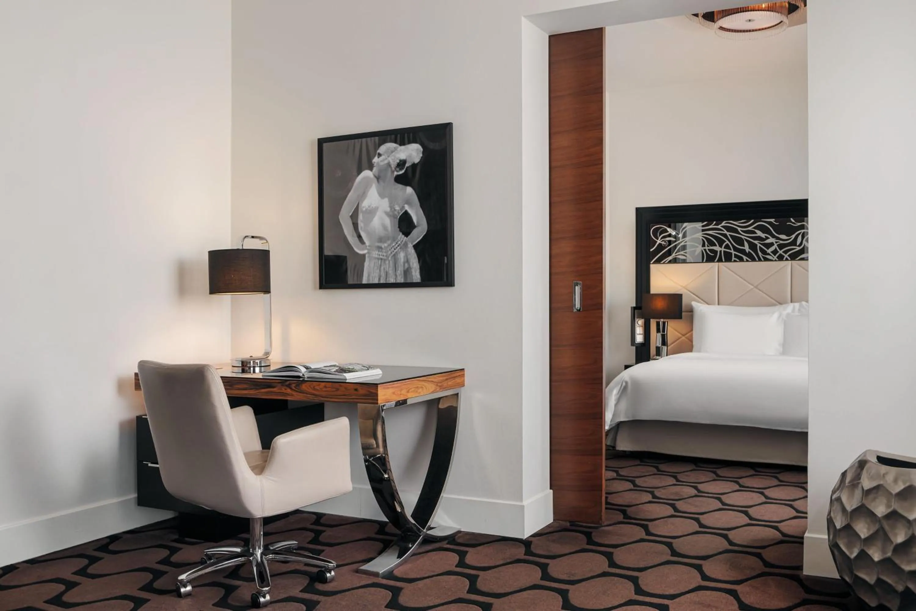 Photo of the whole room, Bed in Roomers Berlin Steinplatz, Autograph Collection