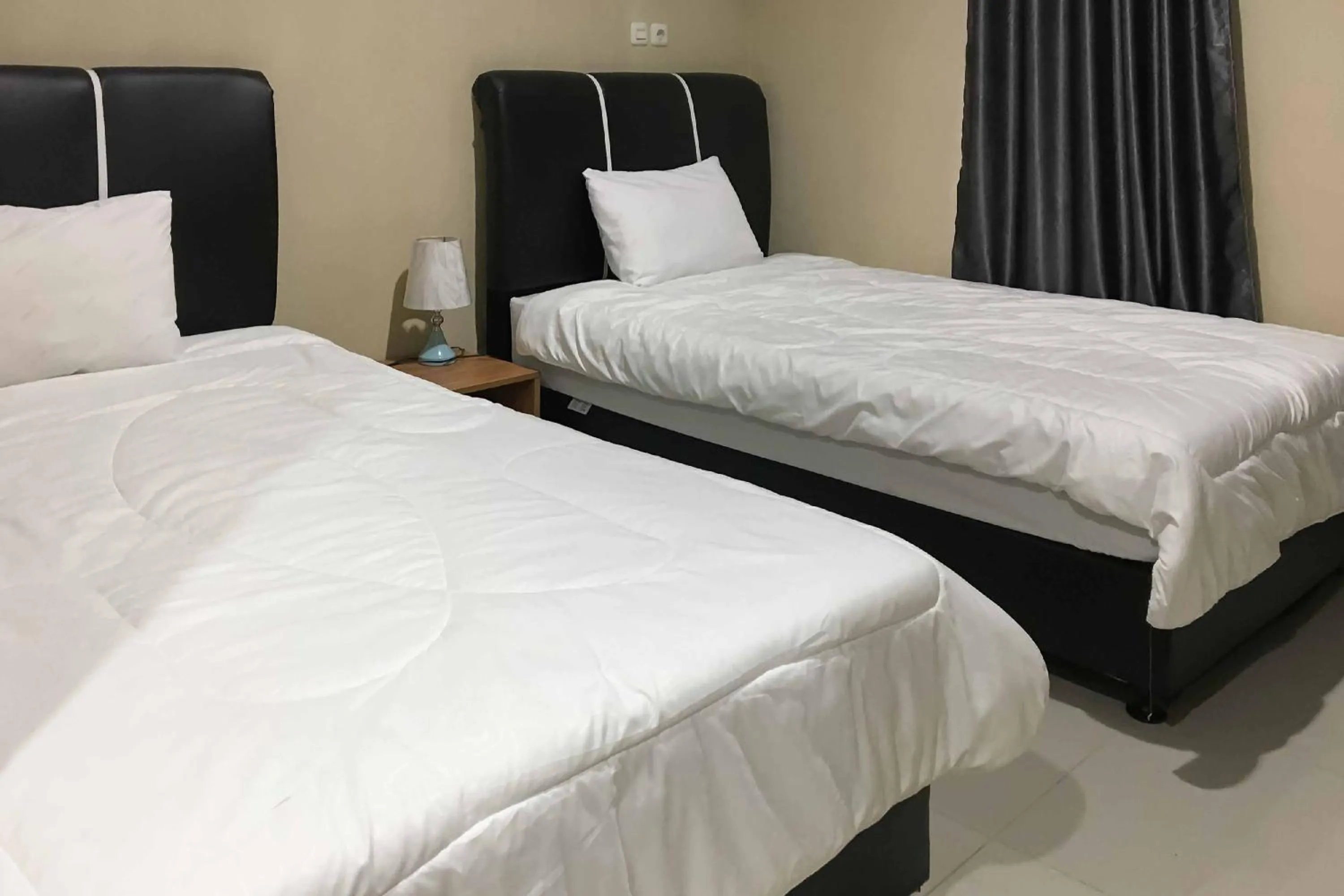 Bedroom, Bed in Wisma Syariah UINSU Medan Mitra RedDoorz